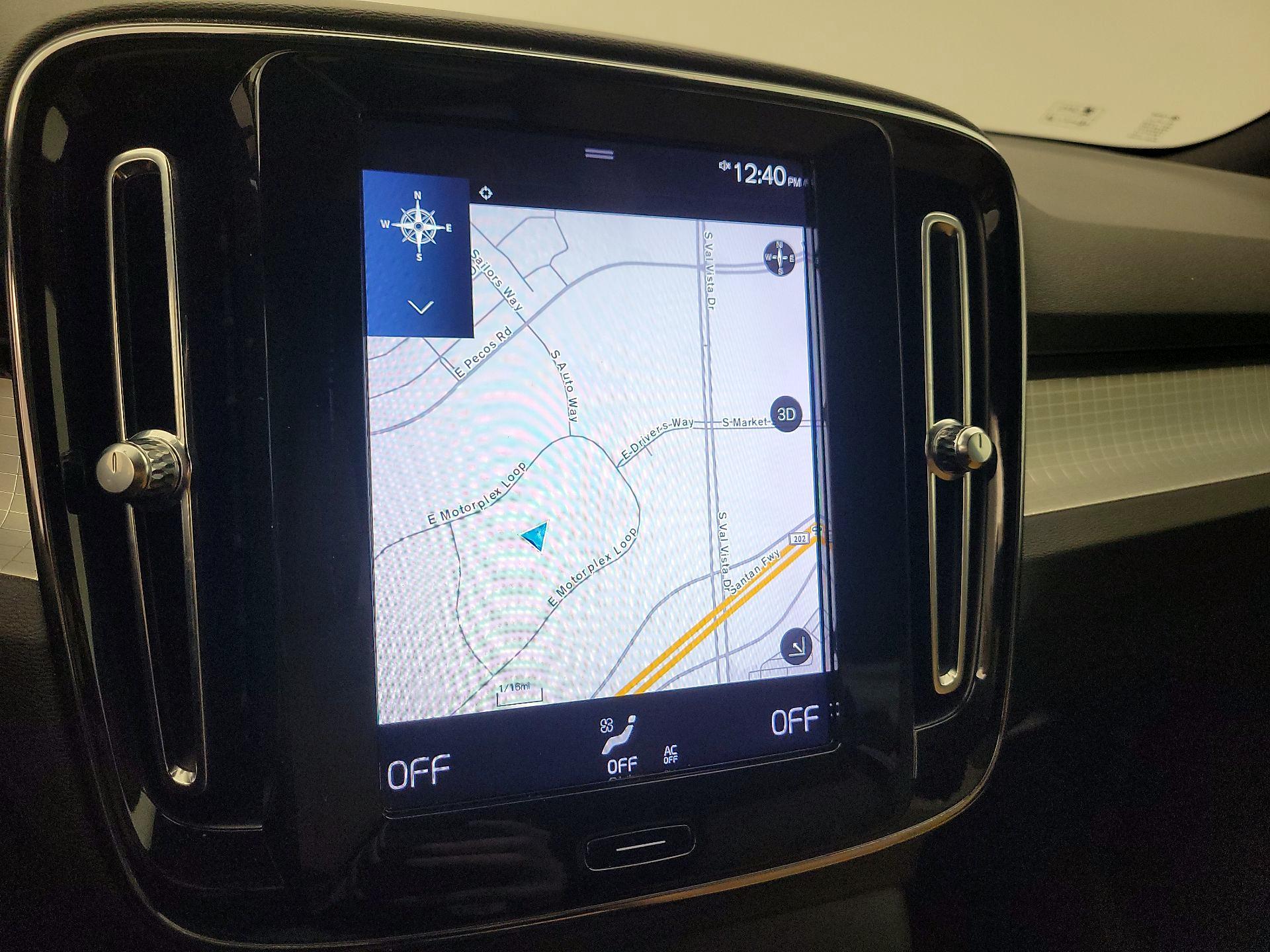 Thumbnail: 2019 Volvo XC40 - 14