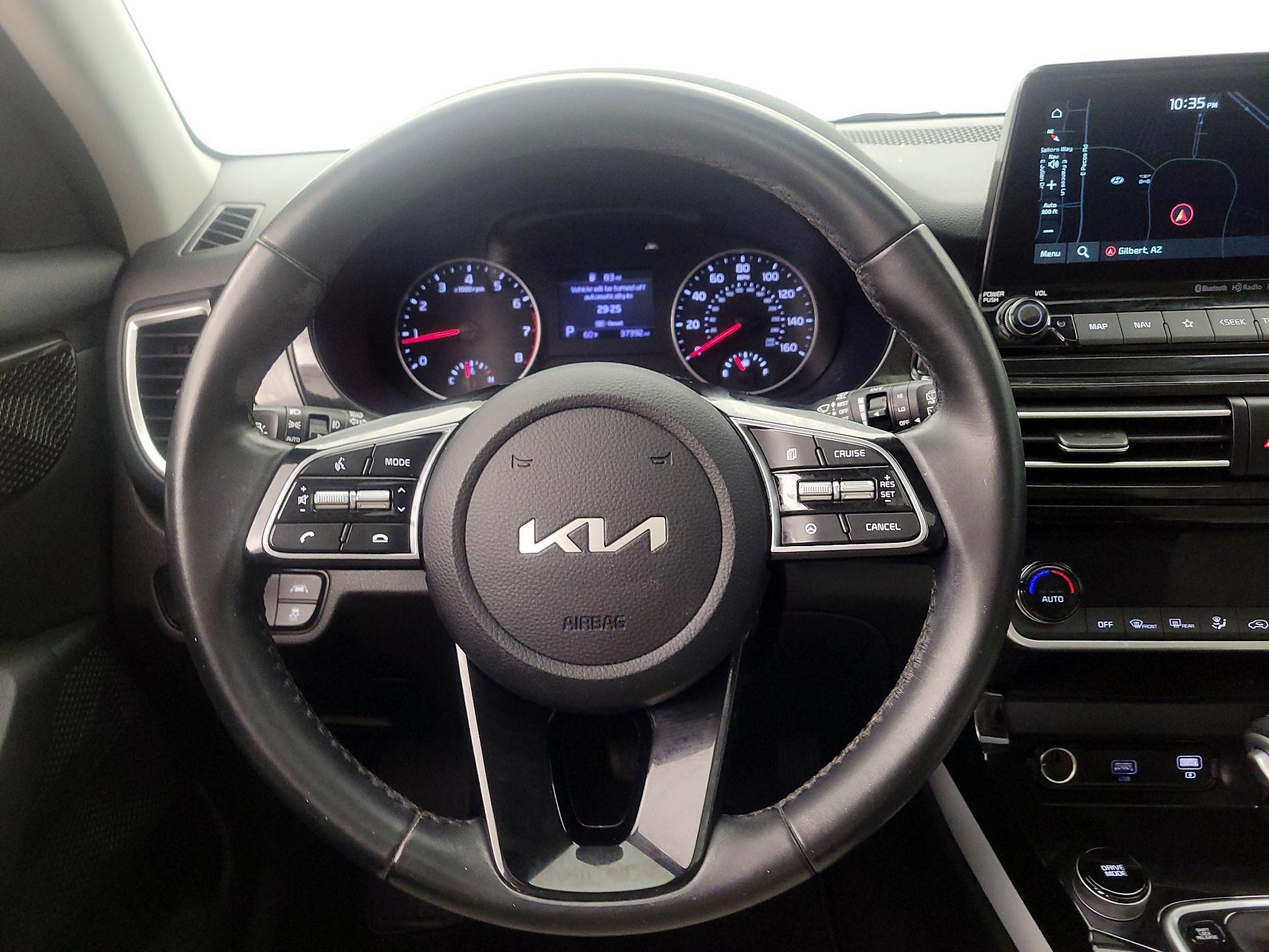 Thumbnail: 2022 Kia Seltos - 10