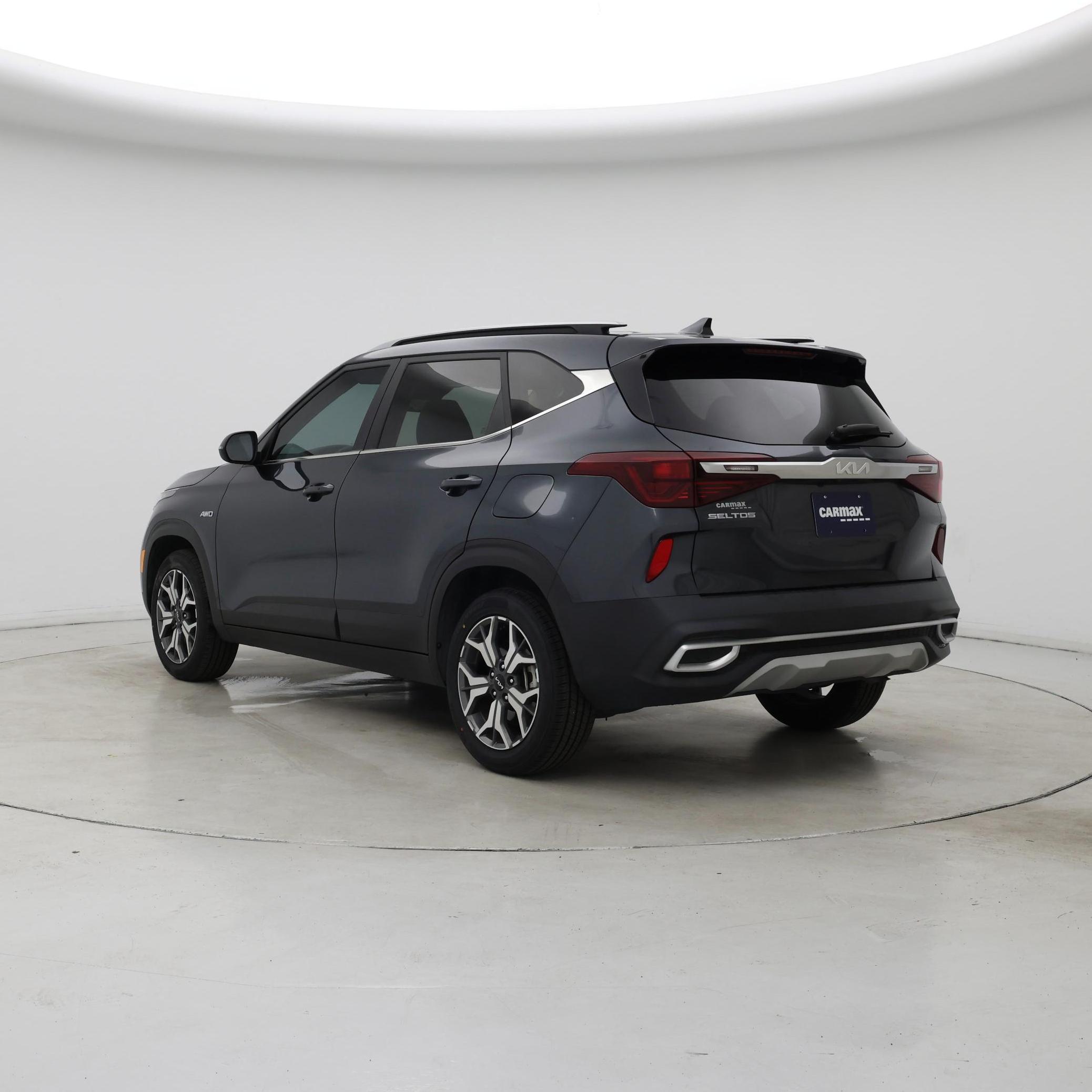 Thumbnail: 2022 Kia Seltos - 2