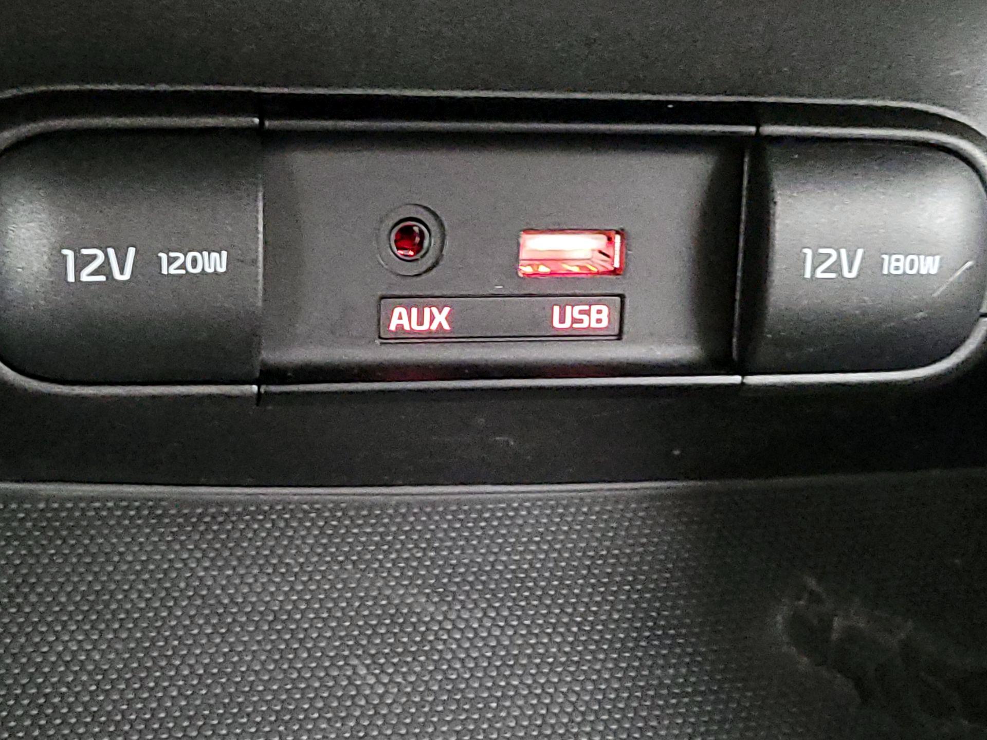 Thumbnail: 2018 Kia Soul - 18