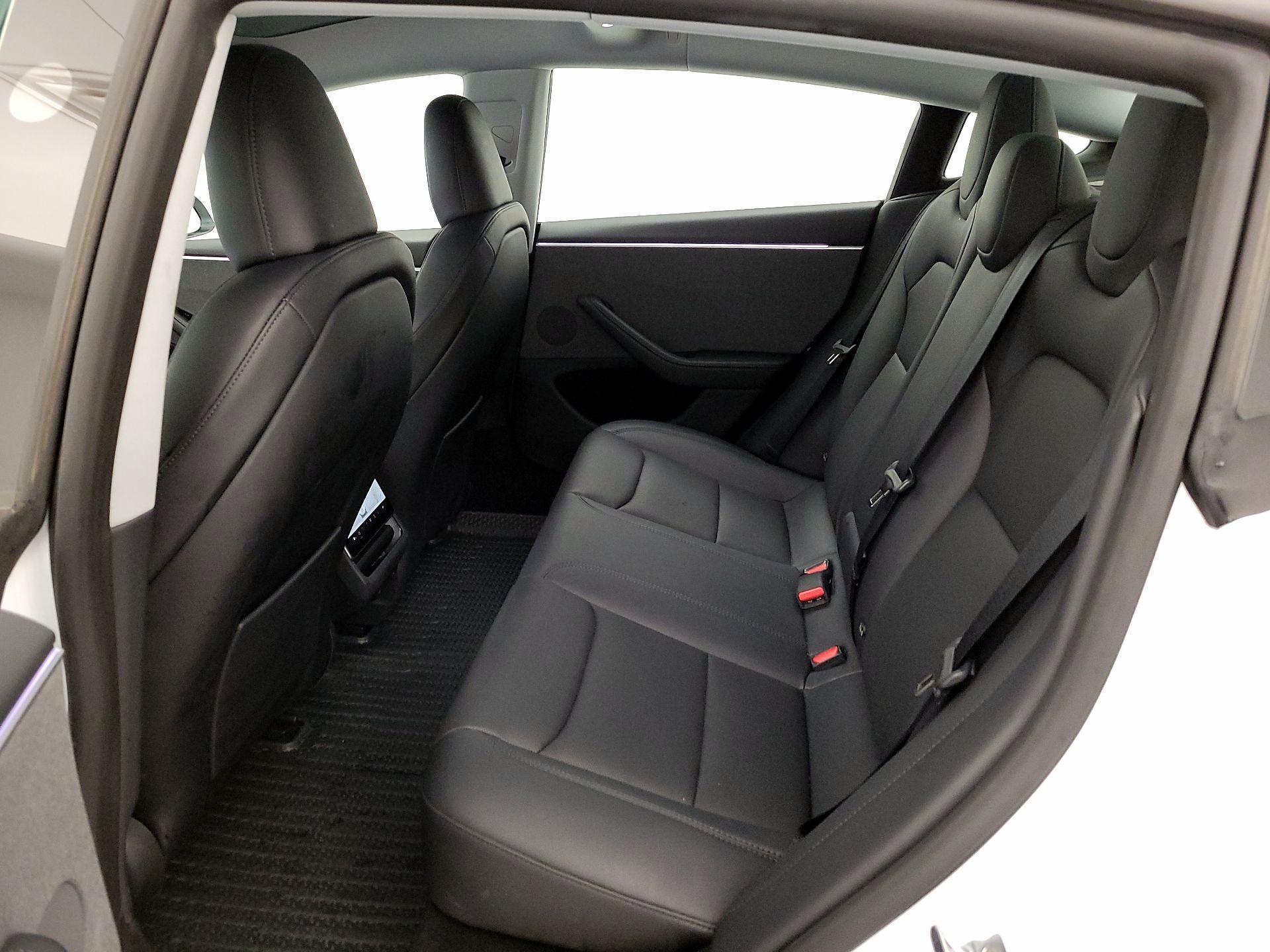 Thumbnail: 2025 Tesla Model 3 - 19