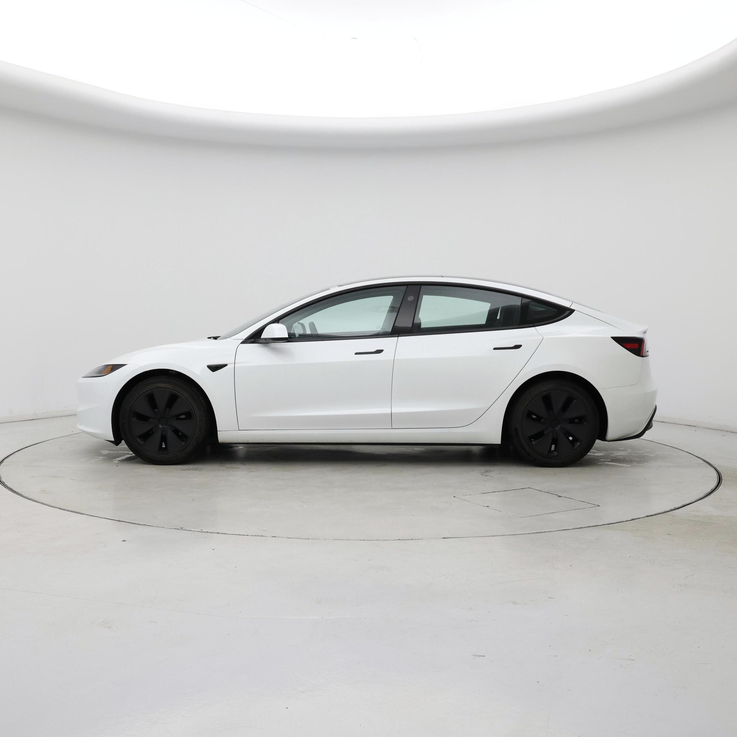 Thumbnail: 2025 Tesla Model 3 - 3