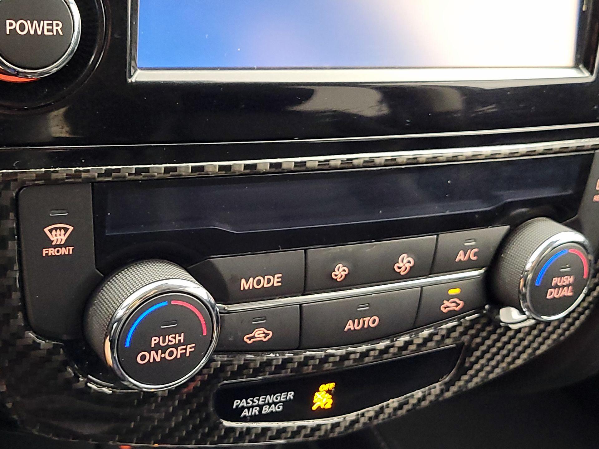 Thumbnail: 2017 Nissan Rogue - 17