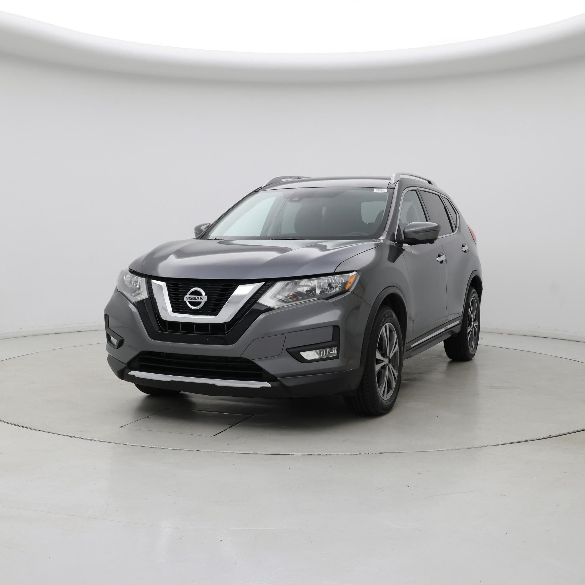 Thumbnail: 2017 Nissan Rogue - 4