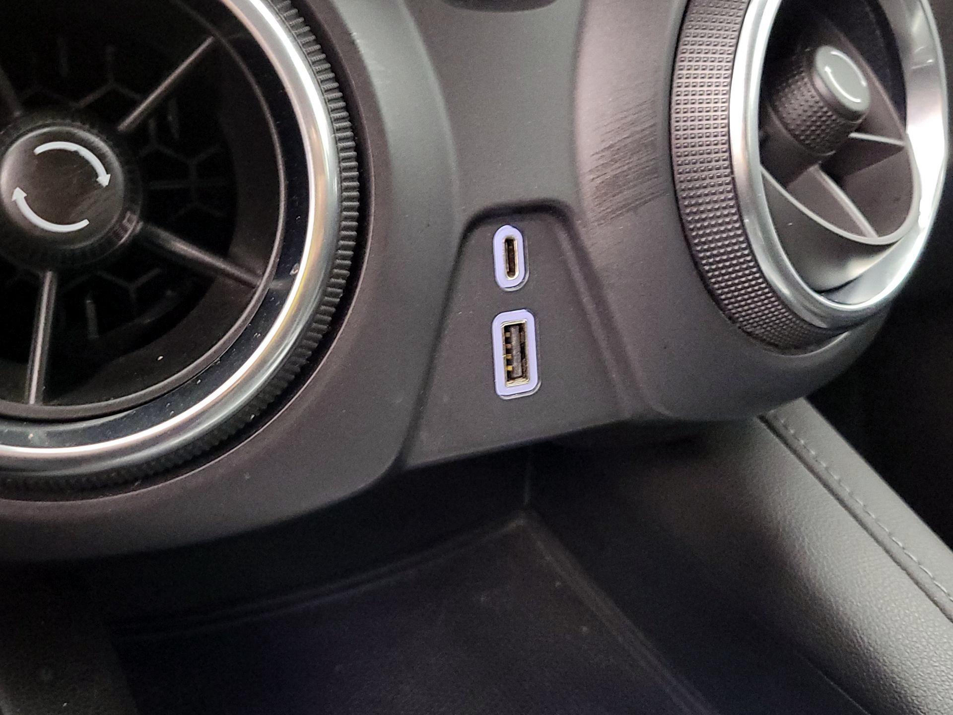 Thumbnail: 2020 Chevrolet Blazer - 18