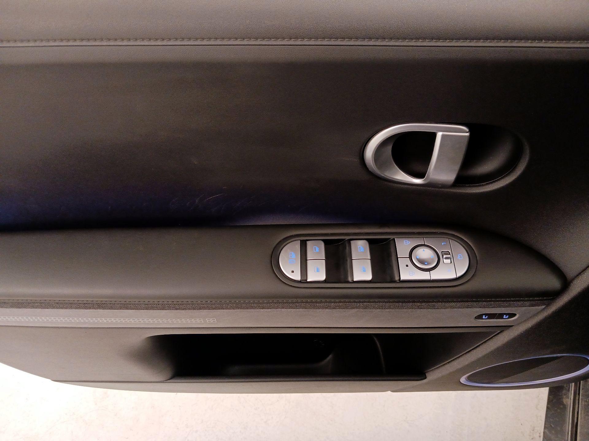 Thumbnail: 2023 Hyundai Ioniq 5 - 12