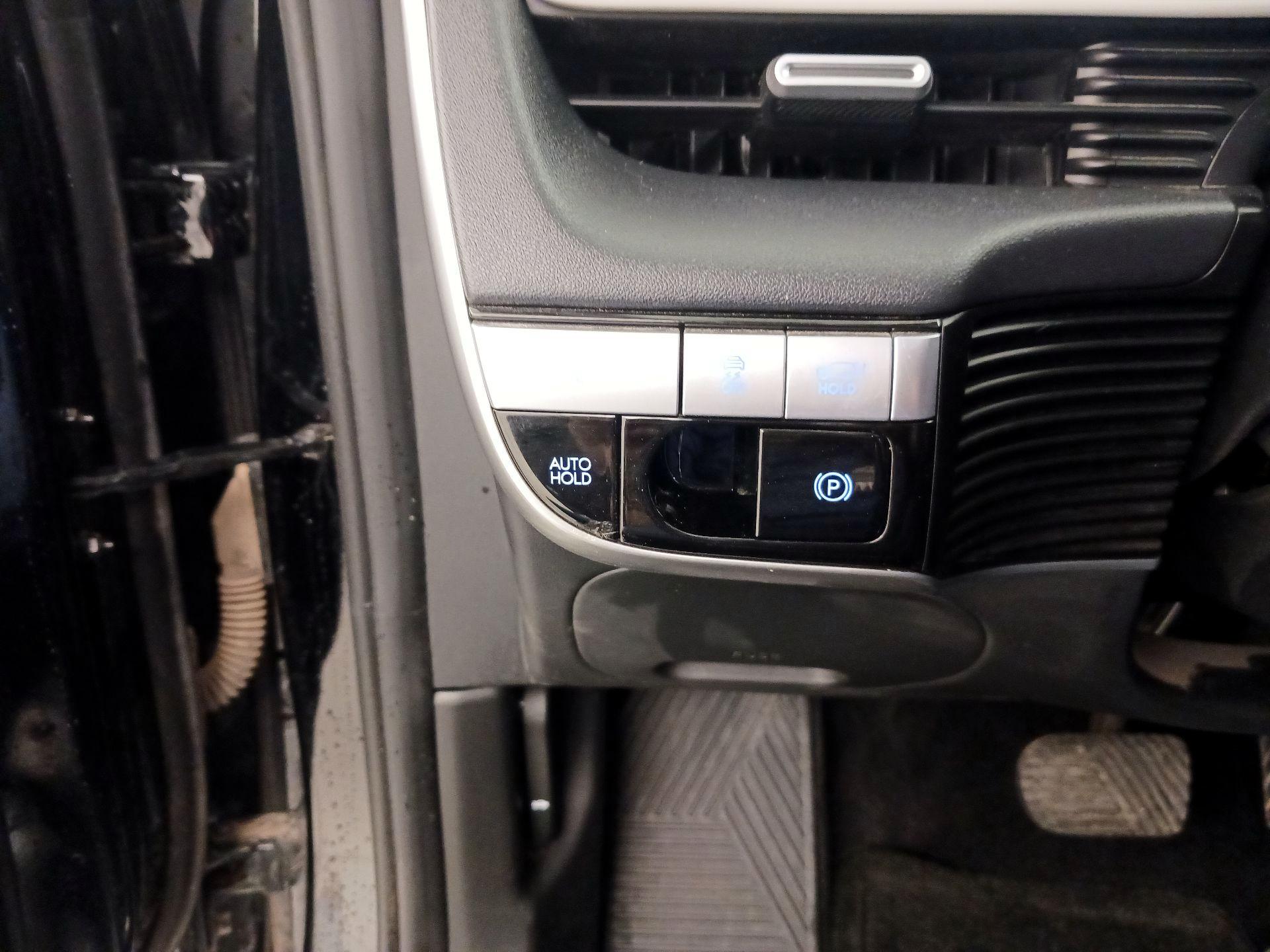 Thumbnail: 2023 Hyundai Ioniq 5 - 13