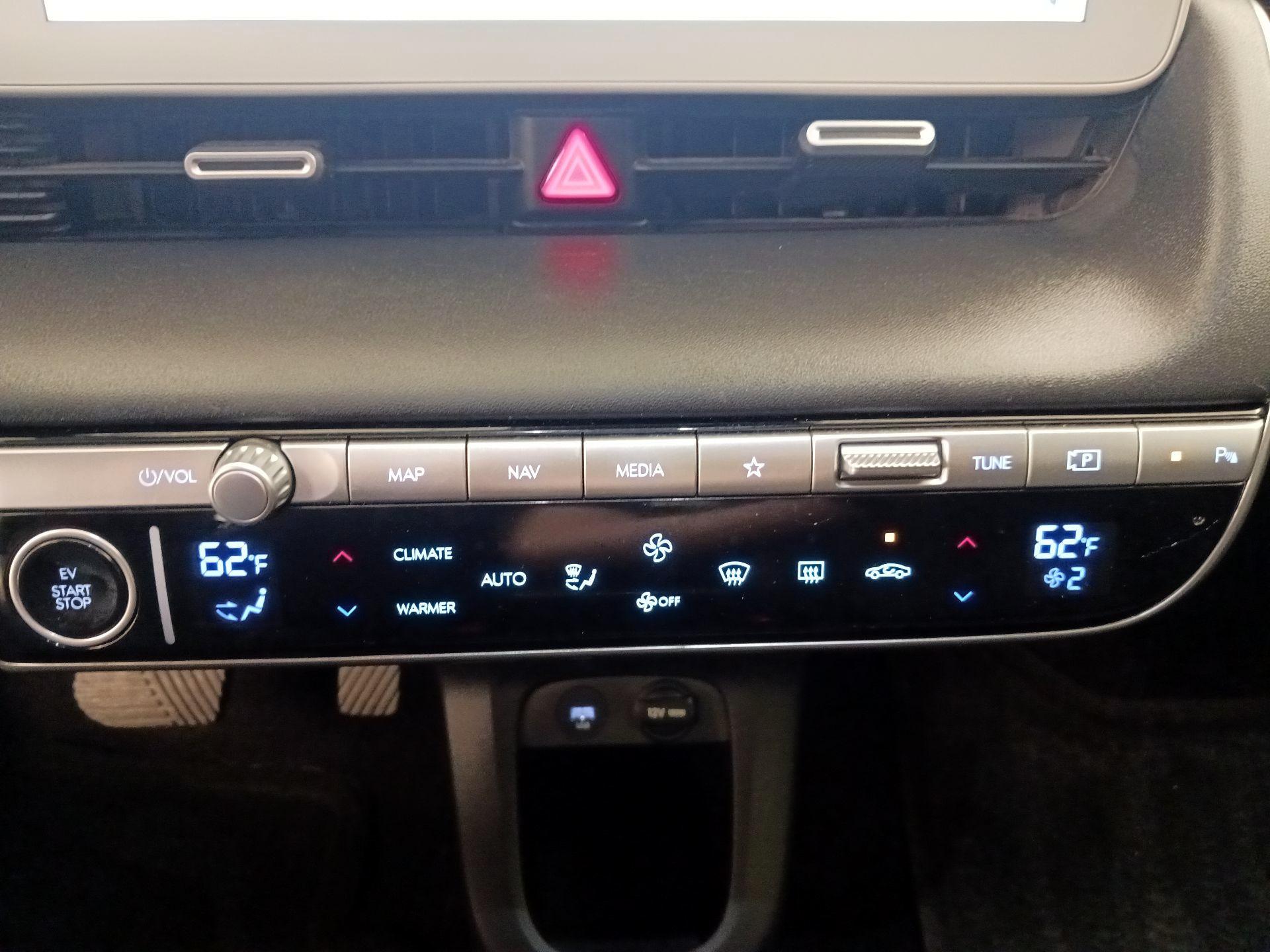 Thumbnail: 2023 Hyundai Ioniq 5 - 17