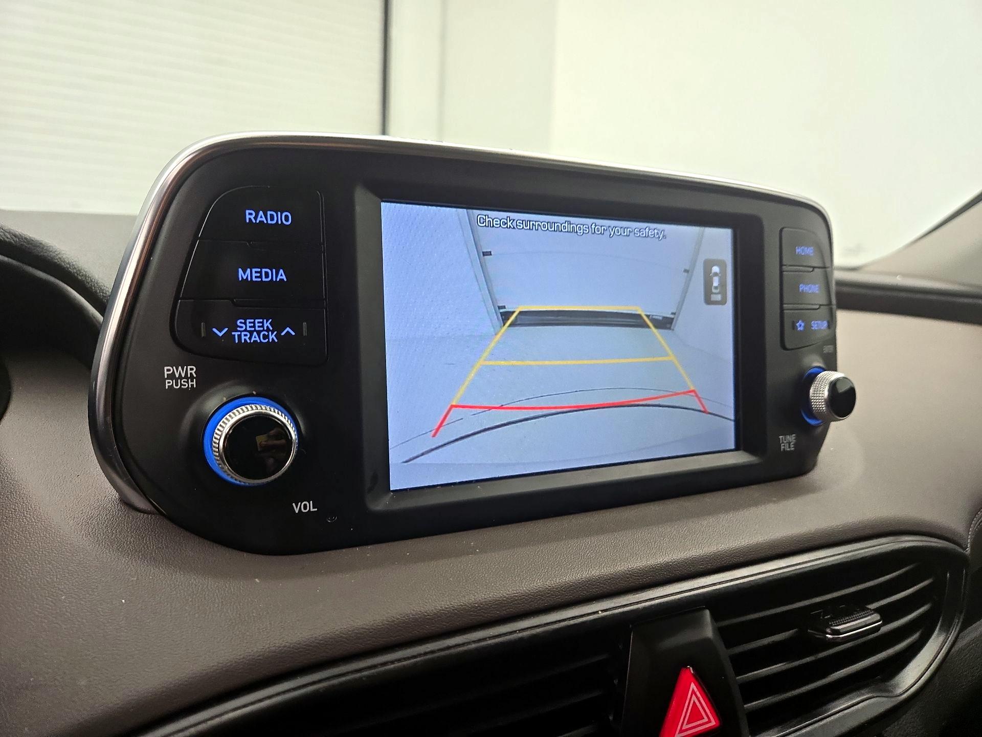 Thumbnail: 2020 Hyundai Santa Fe - 14