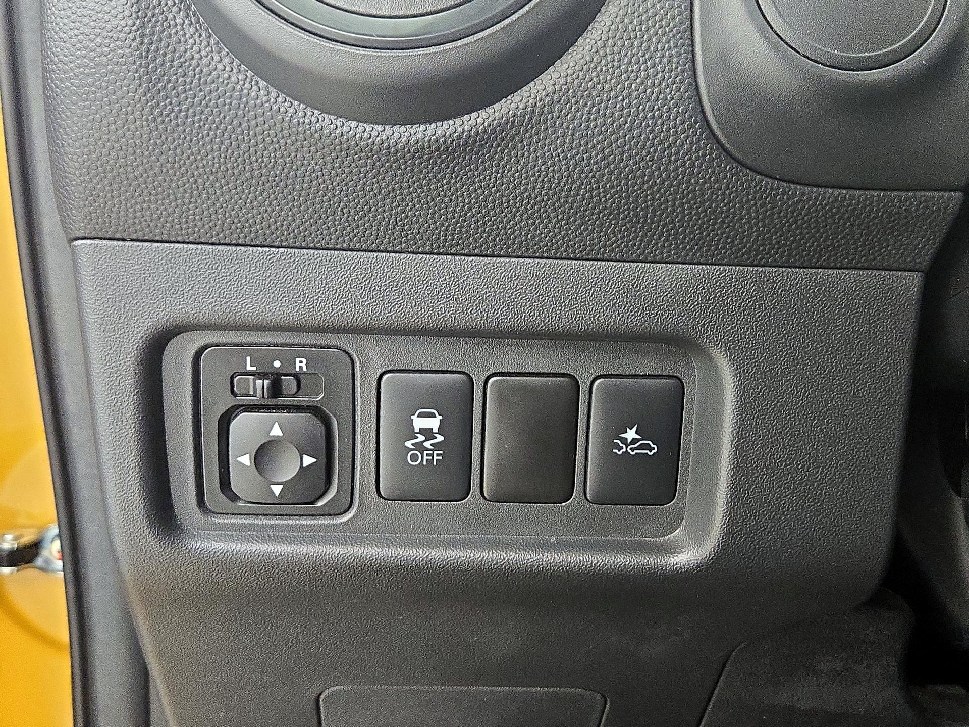 Thumbnail: 2024 Mitsubishi Mirage - 13