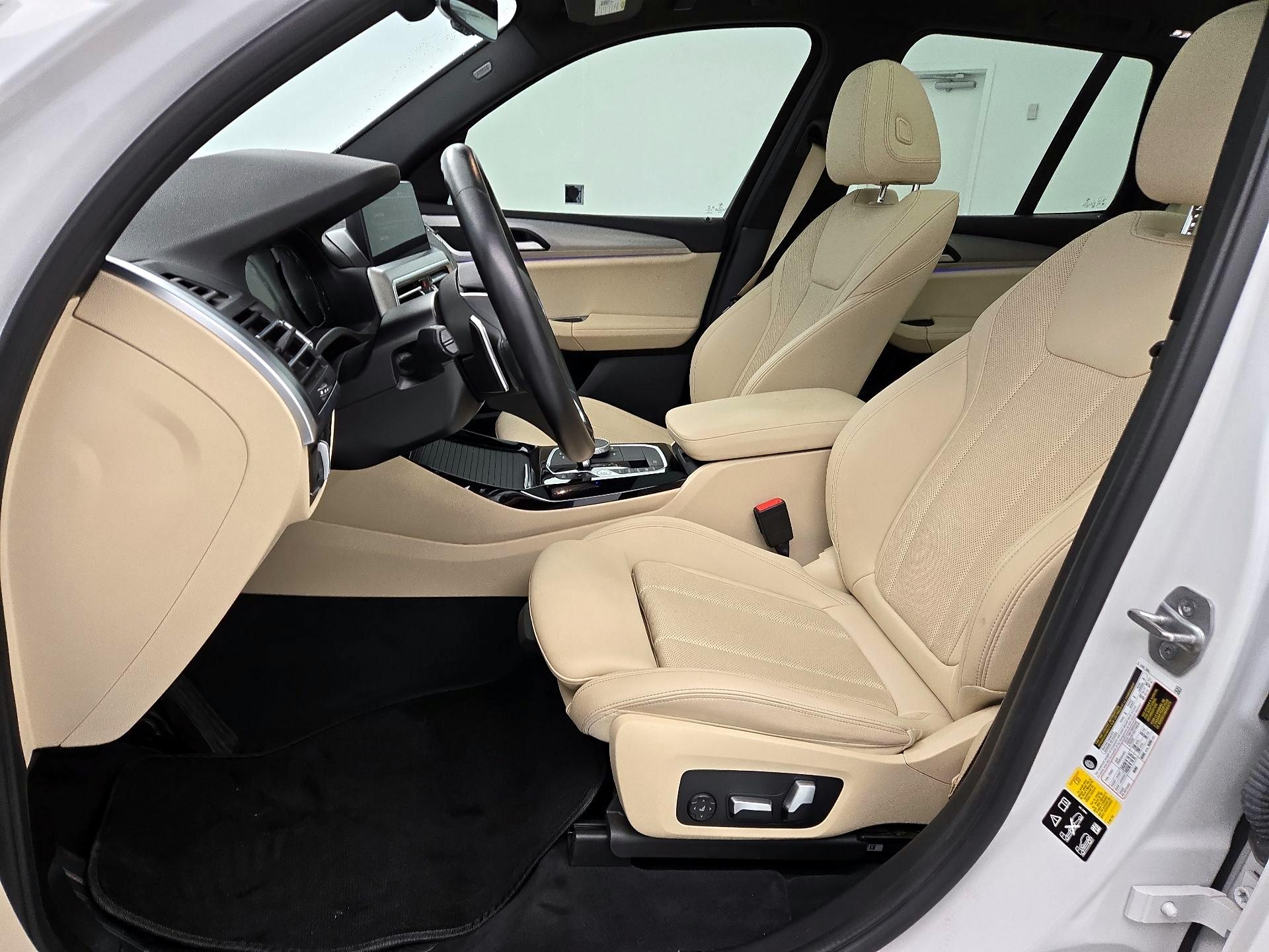 Thumbnail: 2022 BMW X3 - 11