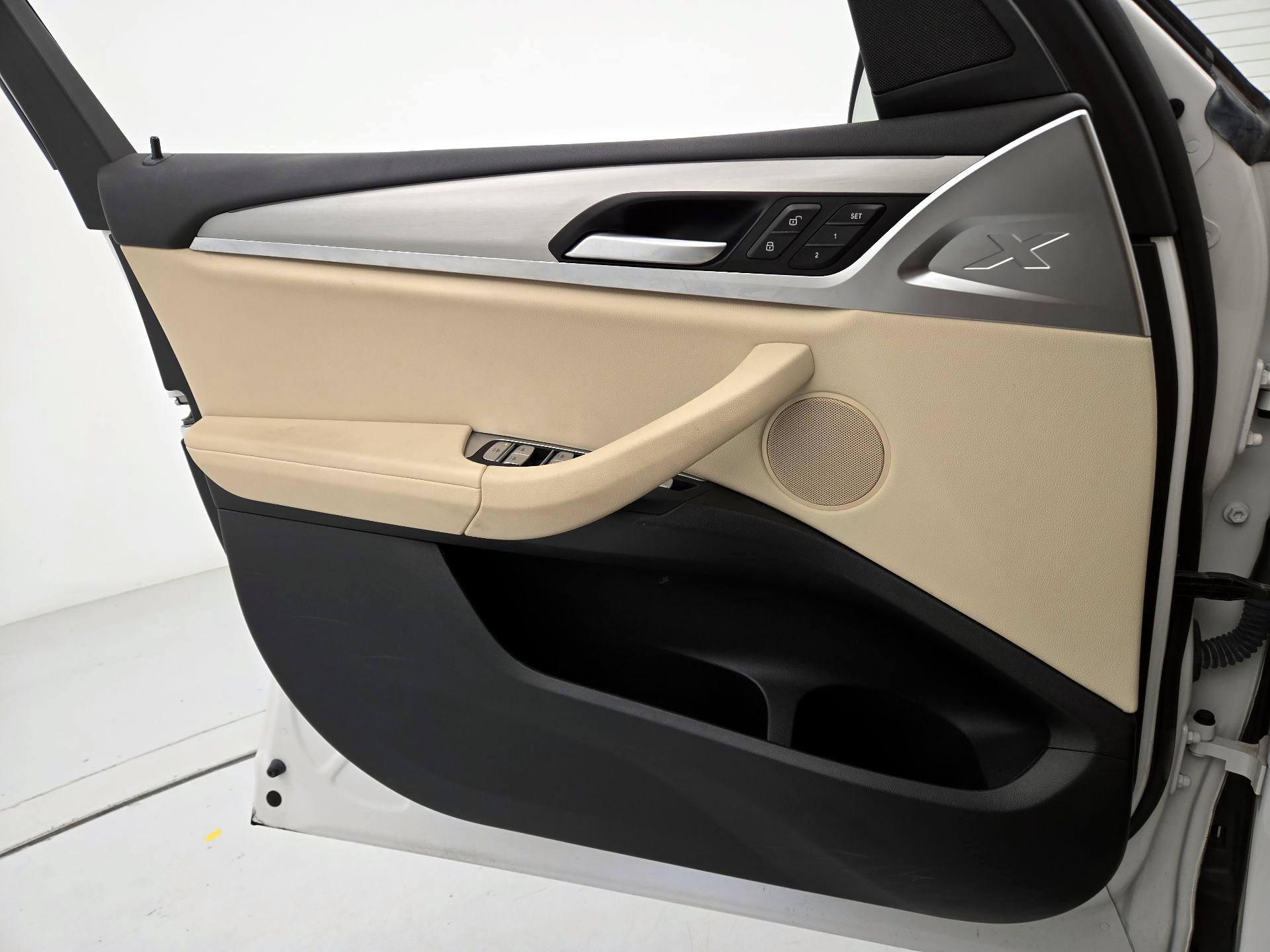 Thumbnail: 2022 BMW X3 - 12