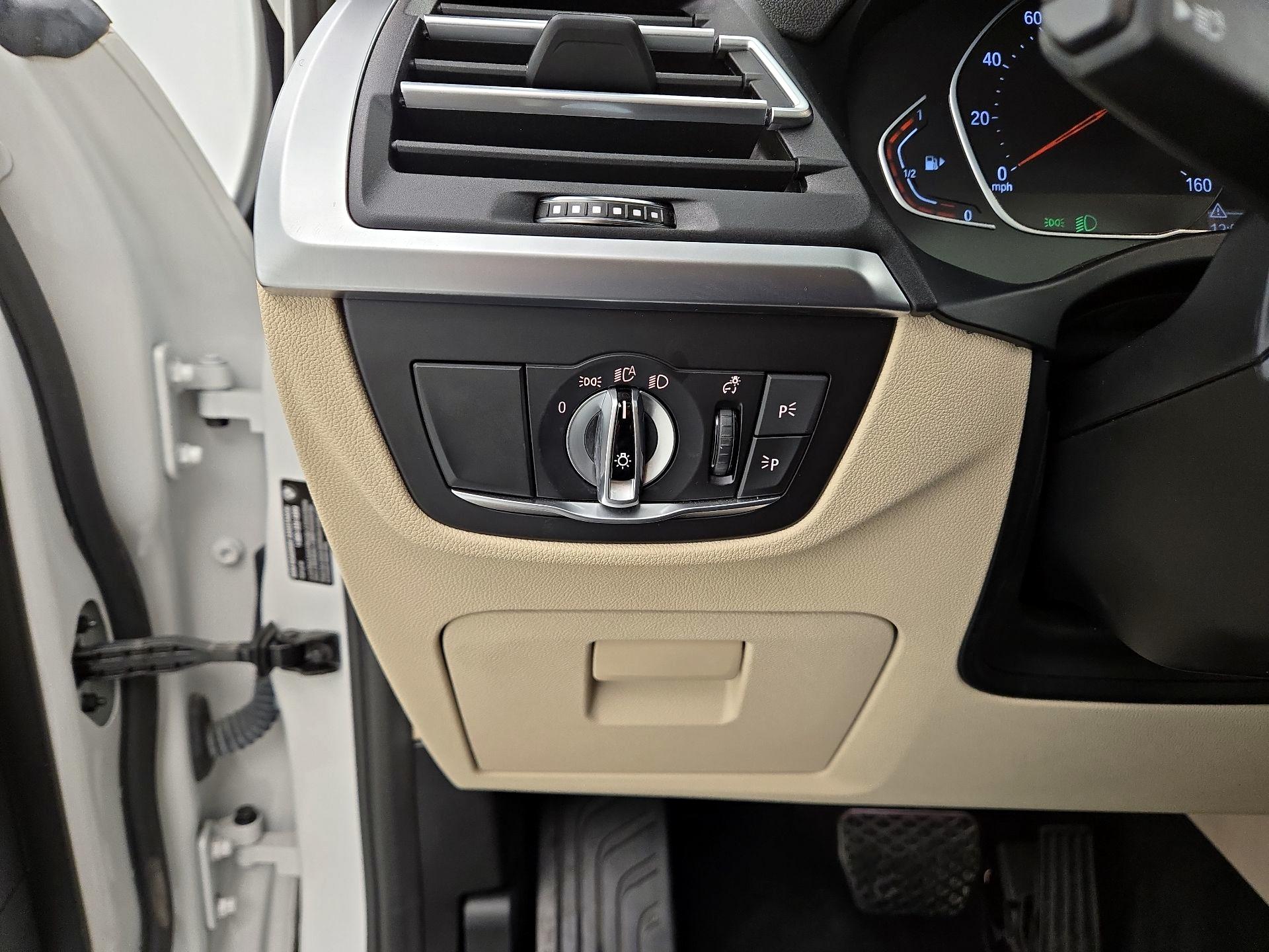 Thumbnail: 2022 BMW X3 - 13