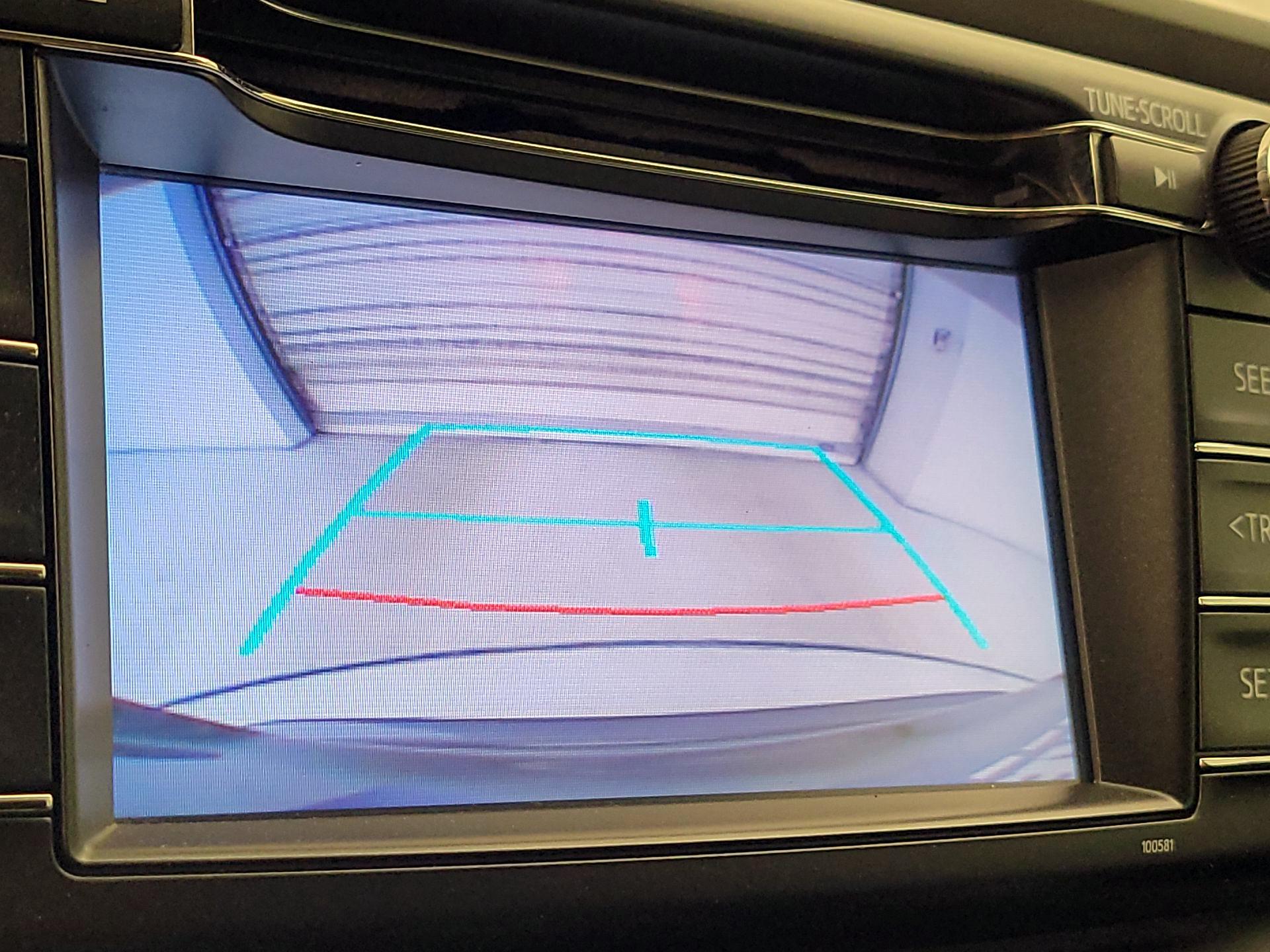 Thumbnail: 2016 Toyota RAV4 - 14