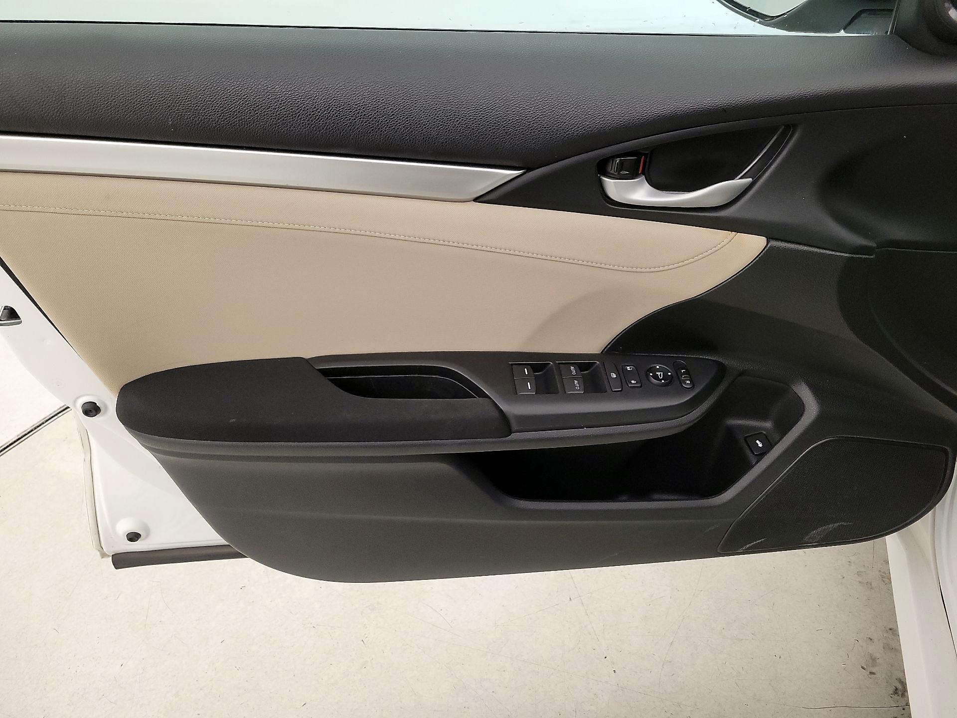 Thumbnail: 2018 Honda Civic - 12