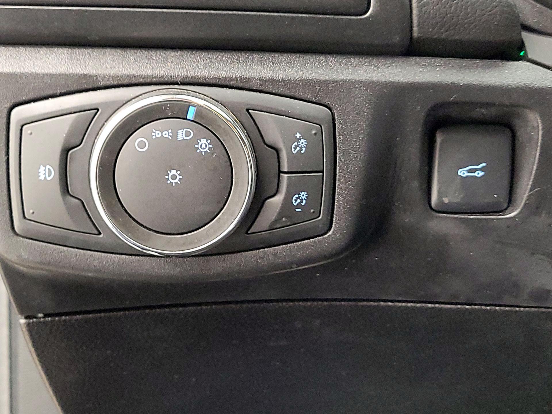 Thumbnail: 2017 Ford Fusion - 13