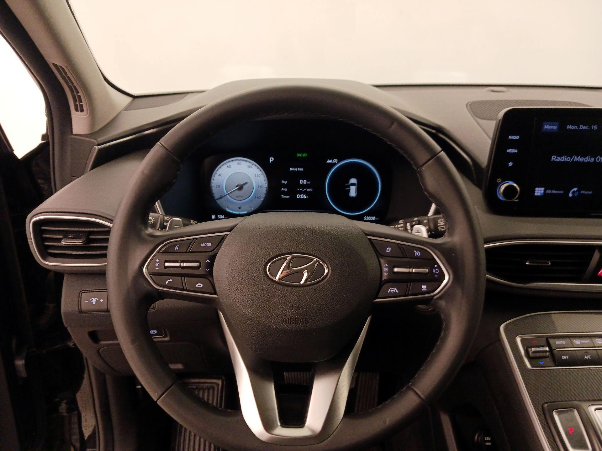 Thumbnail: 2022 Hyundai Santa Fe - 10