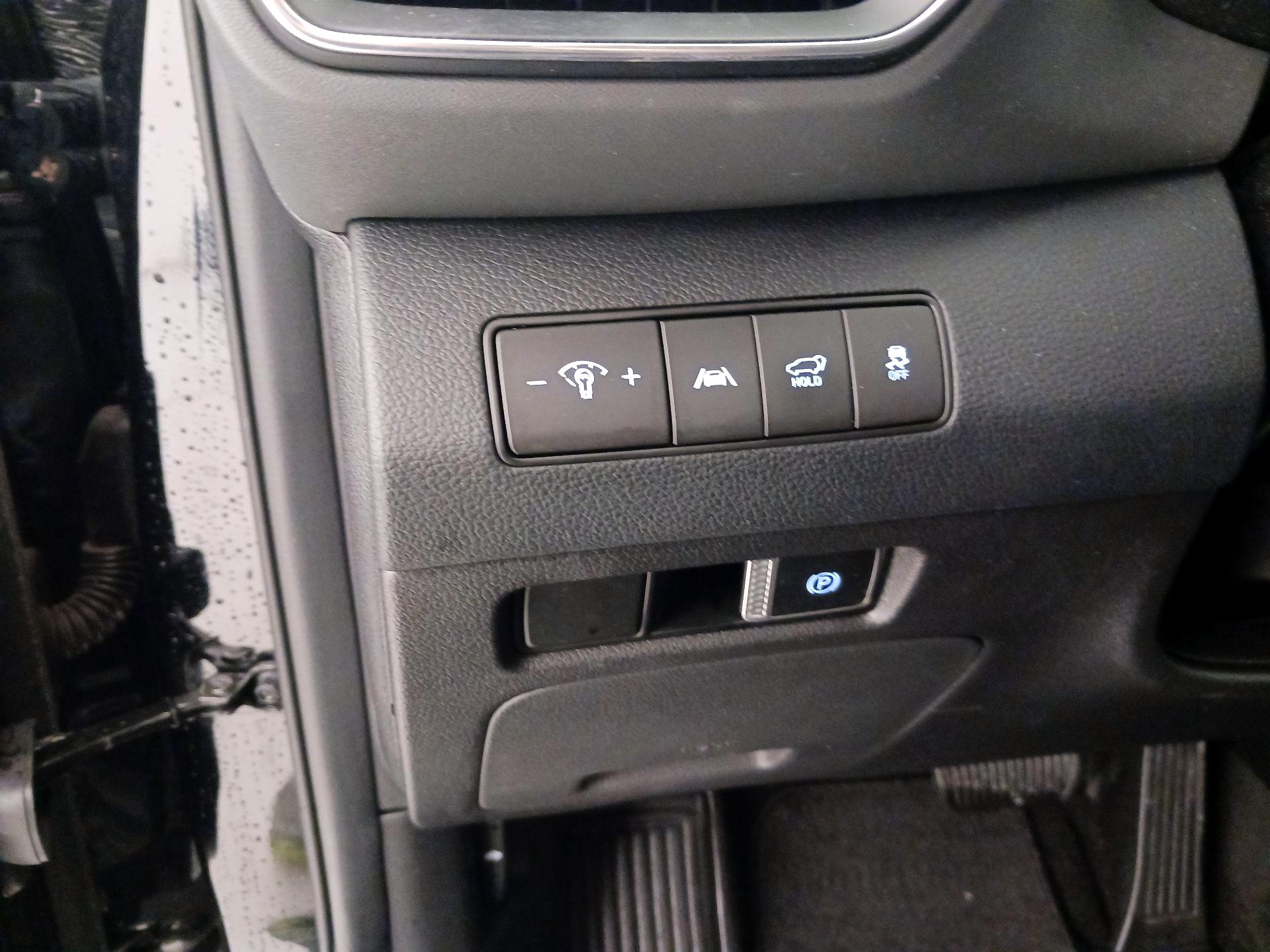 Thumbnail: 2022 Hyundai Santa Fe - 13