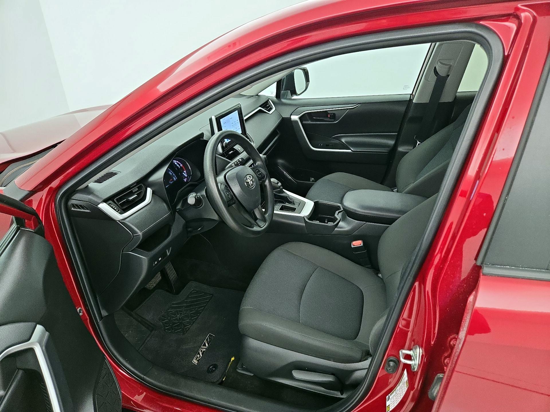 Thumbnail: 2023 Toyota RAV4 - 11