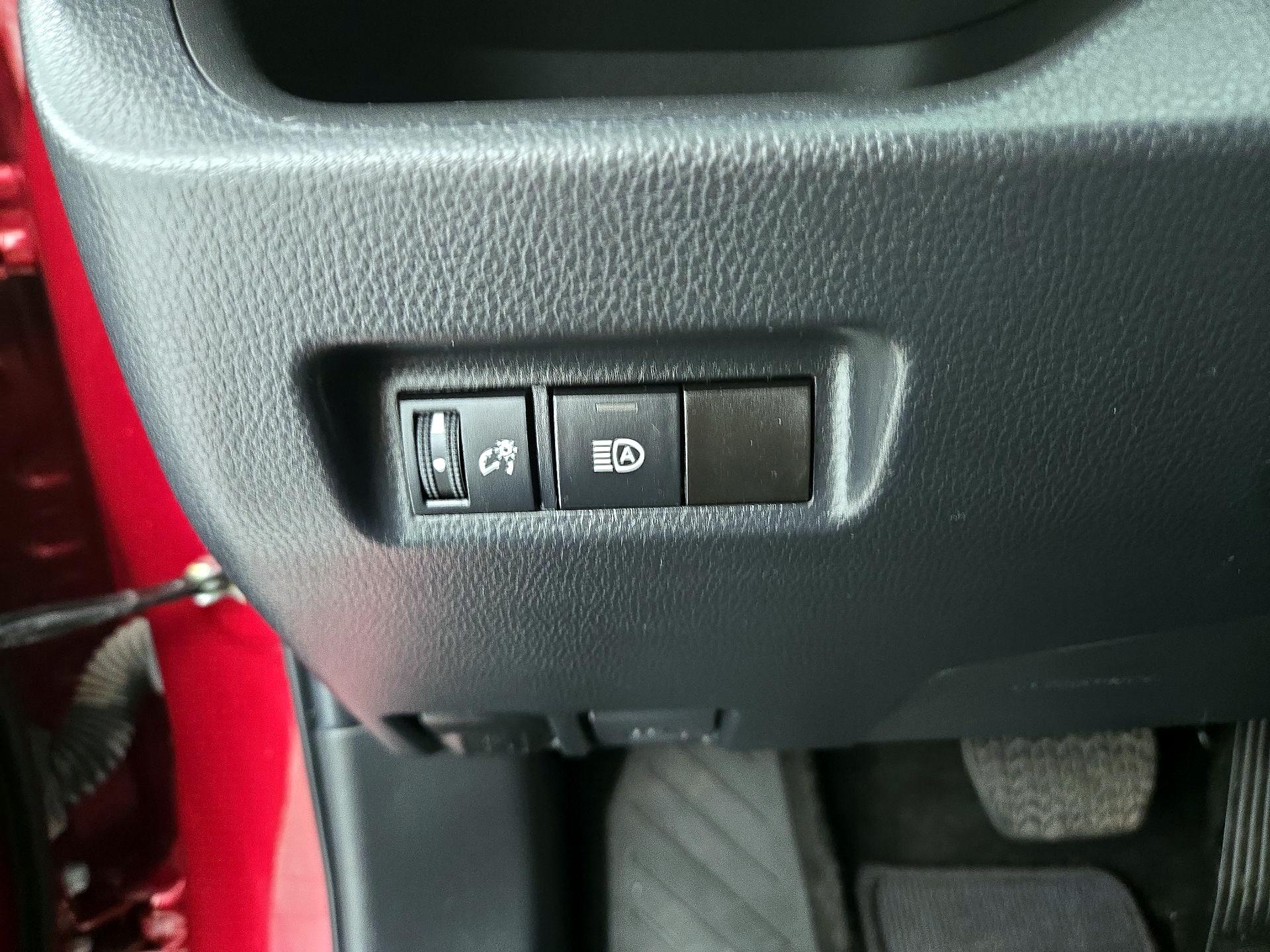 Thumbnail: 2023 Toyota RAV4 - 13