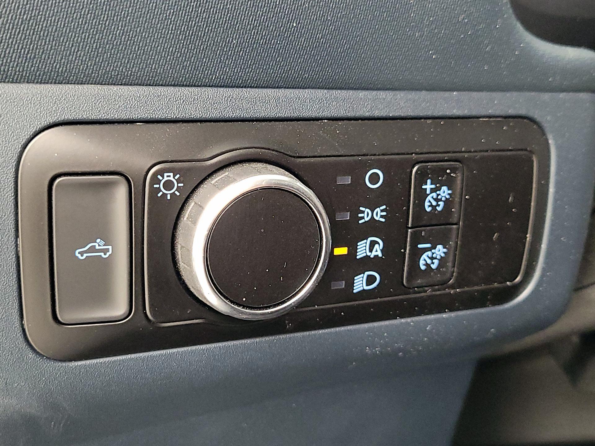 Thumbnail: 2025 Ford Maverick - 13