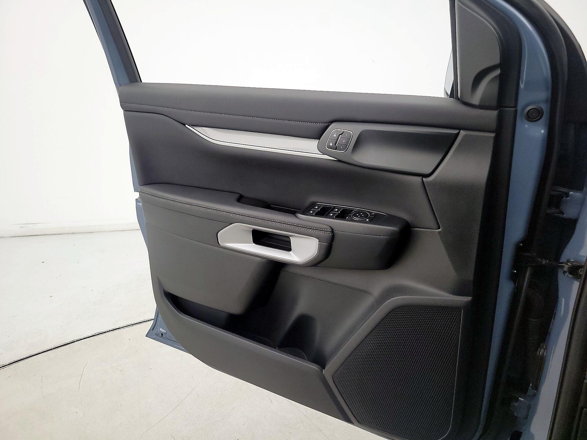 Thumbnail: 2024 Ford Ranger - 12