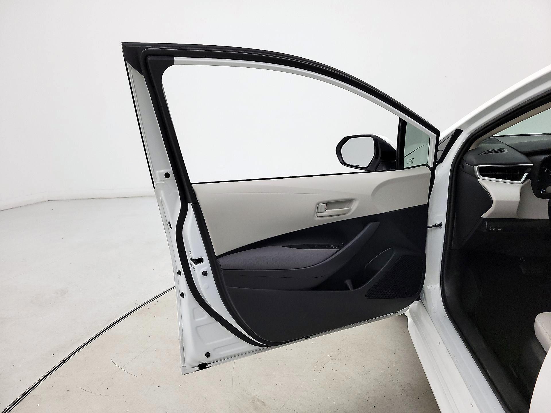 Thumbnail: 2024 Toyota Corolla - 12