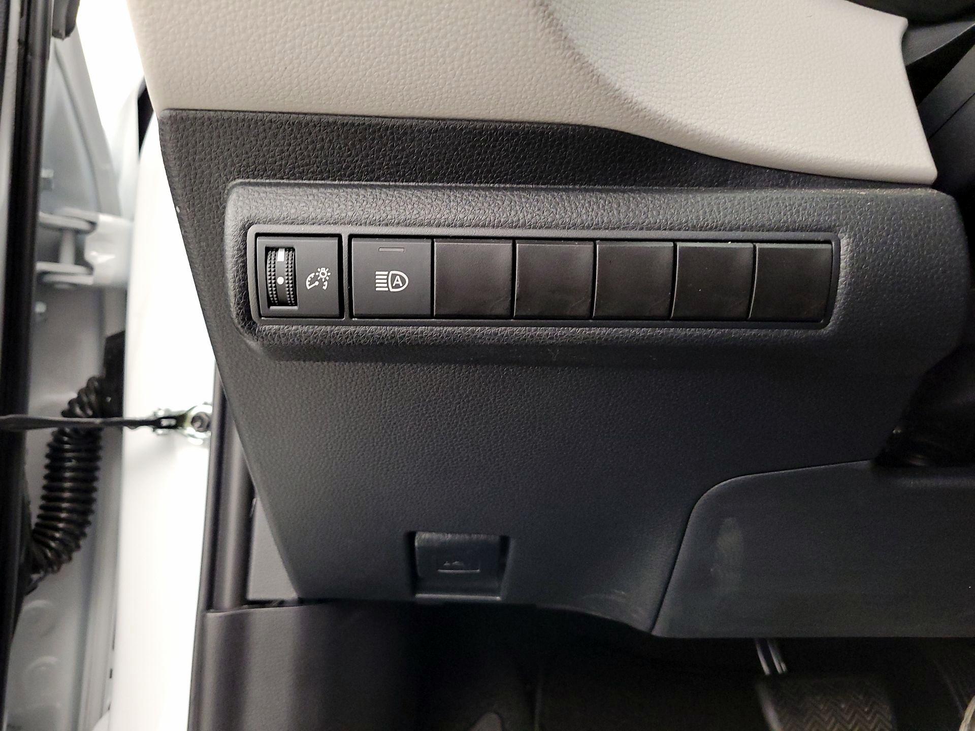 Thumbnail: 2024 Toyota Corolla - 13