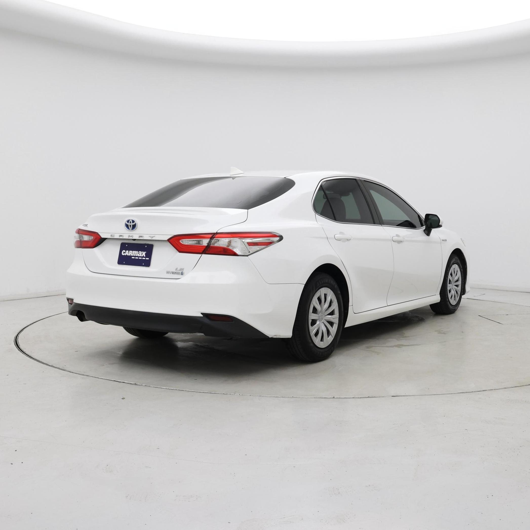 Thumbnail: 2019 Toyota Camry - 8