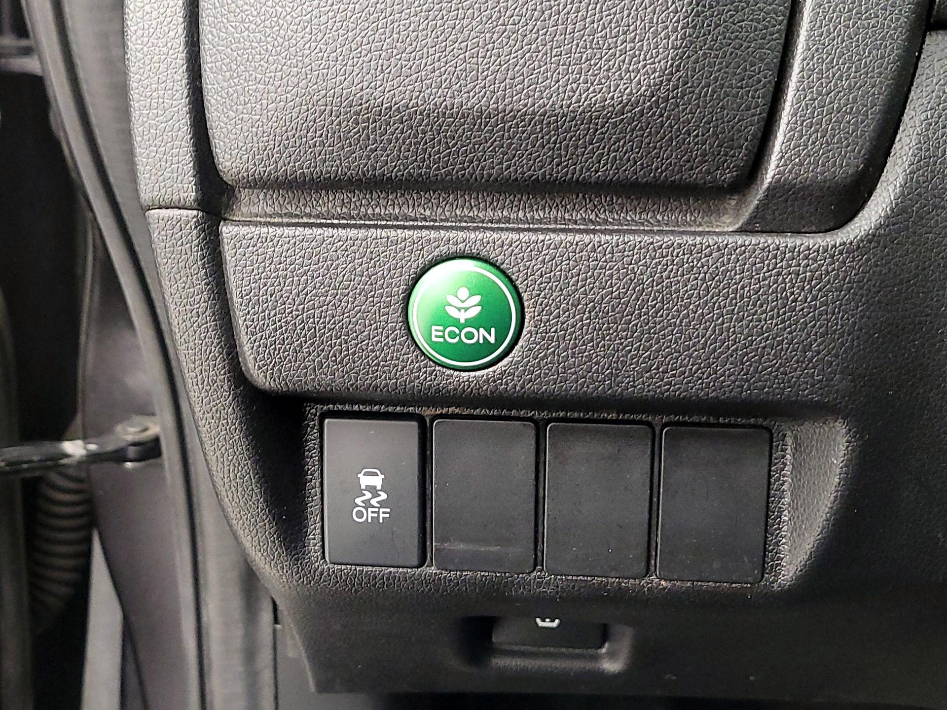 Thumbnail: 2016 Honda Fit - 13