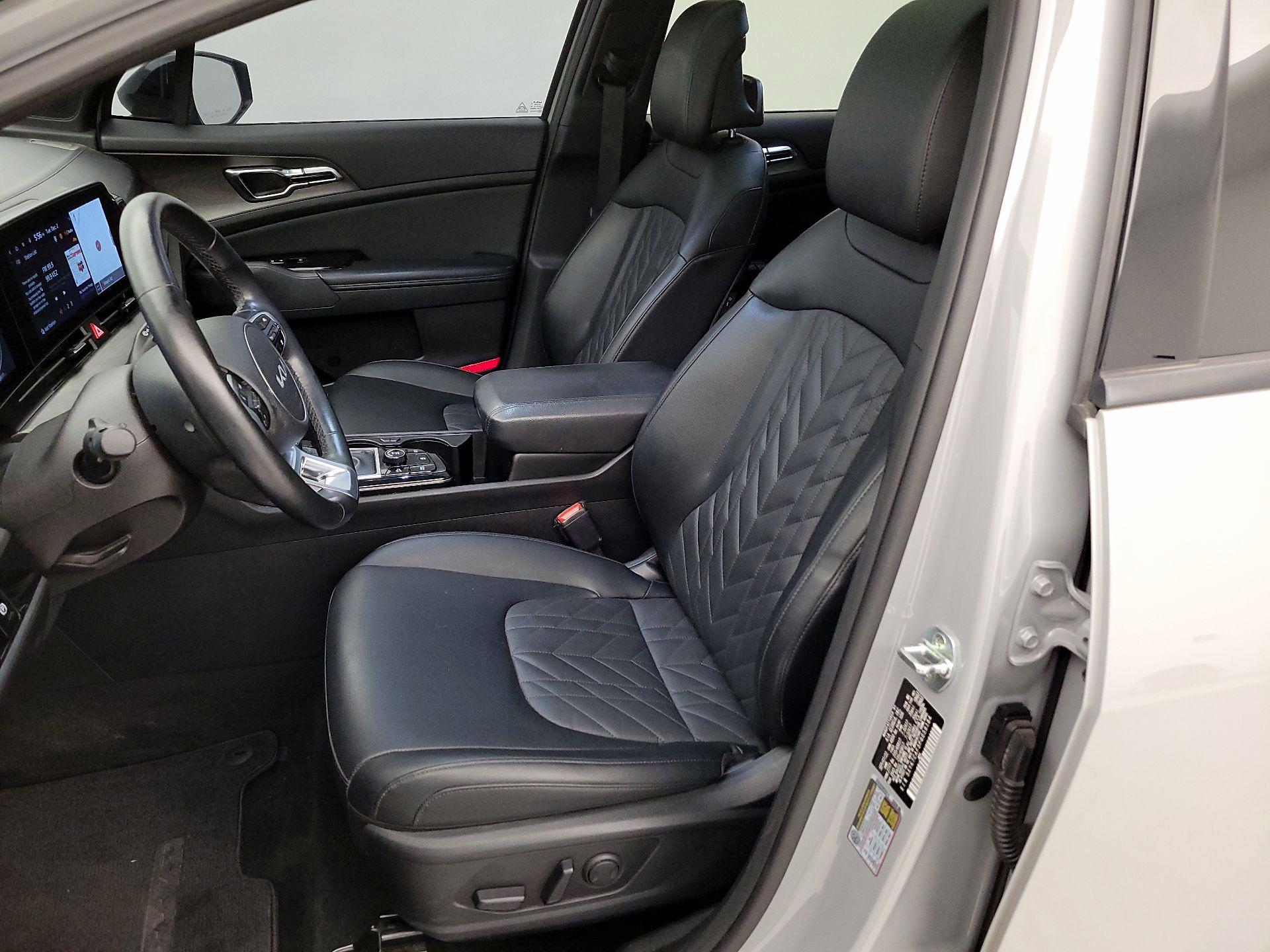 Thumbnail: 2023 Kia Sportage - 11