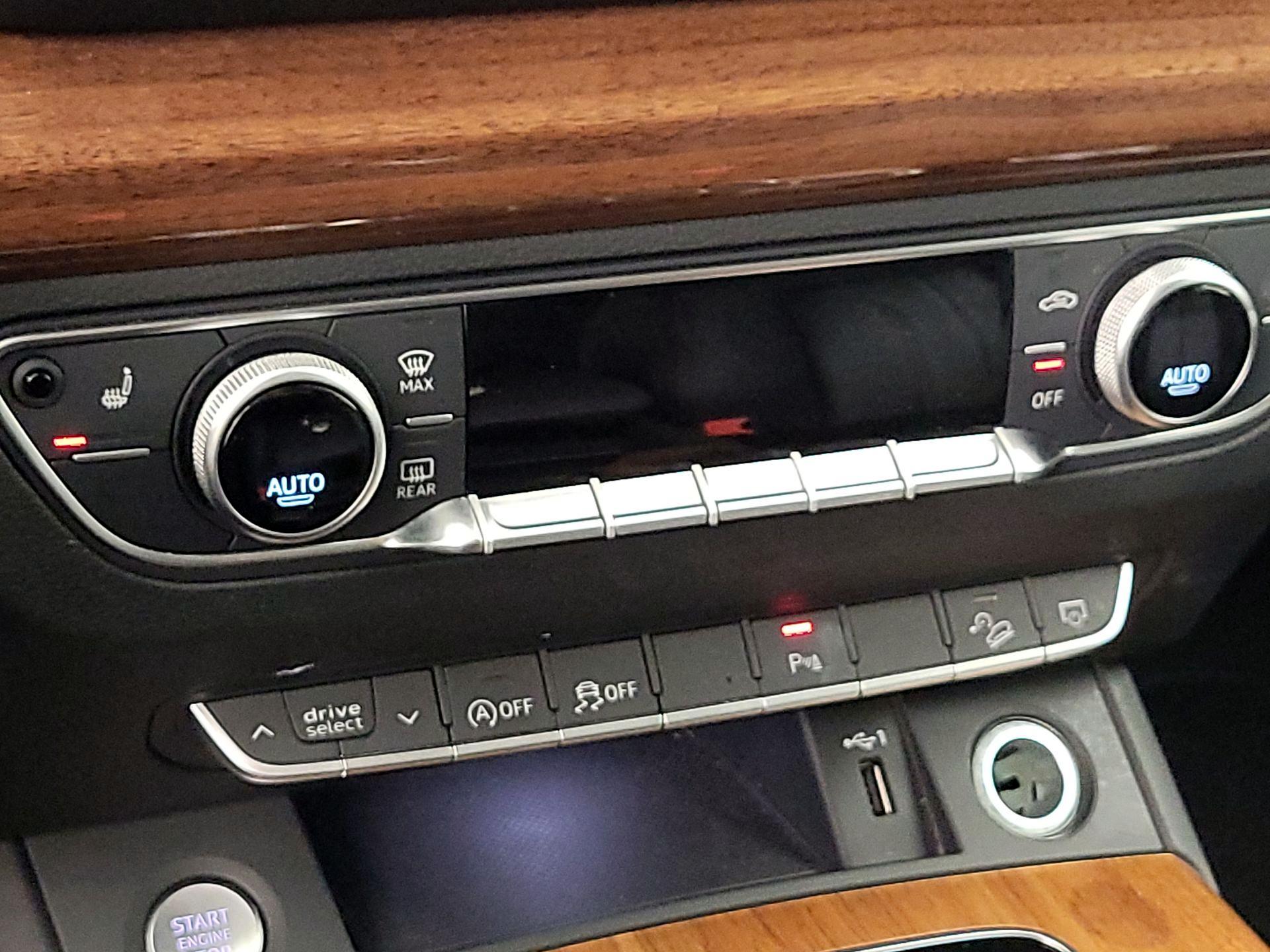 Thumbnail: 2023 Audi Q5 - 16