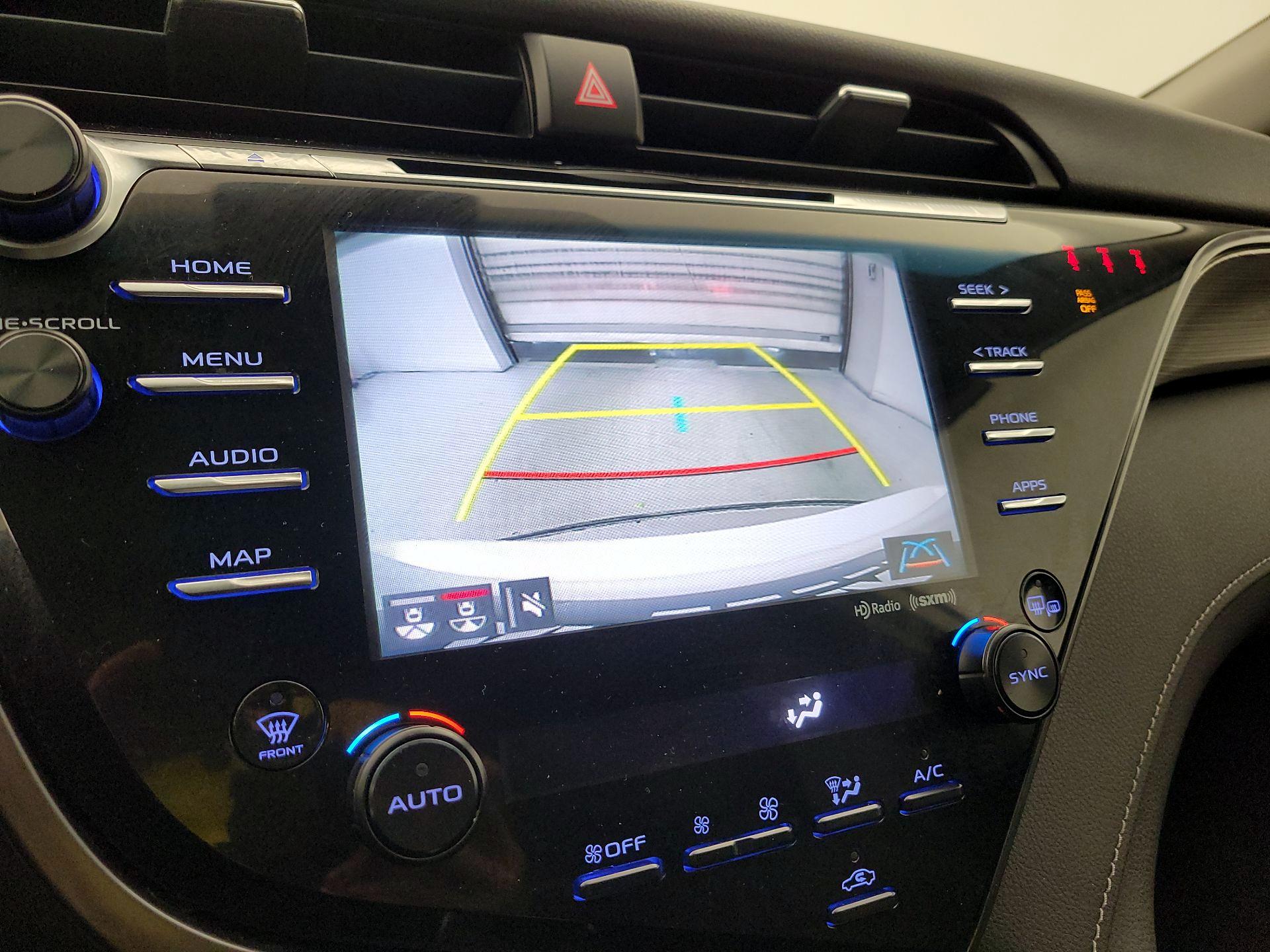 Thumbnail: 2019 Toyota Camry - 14