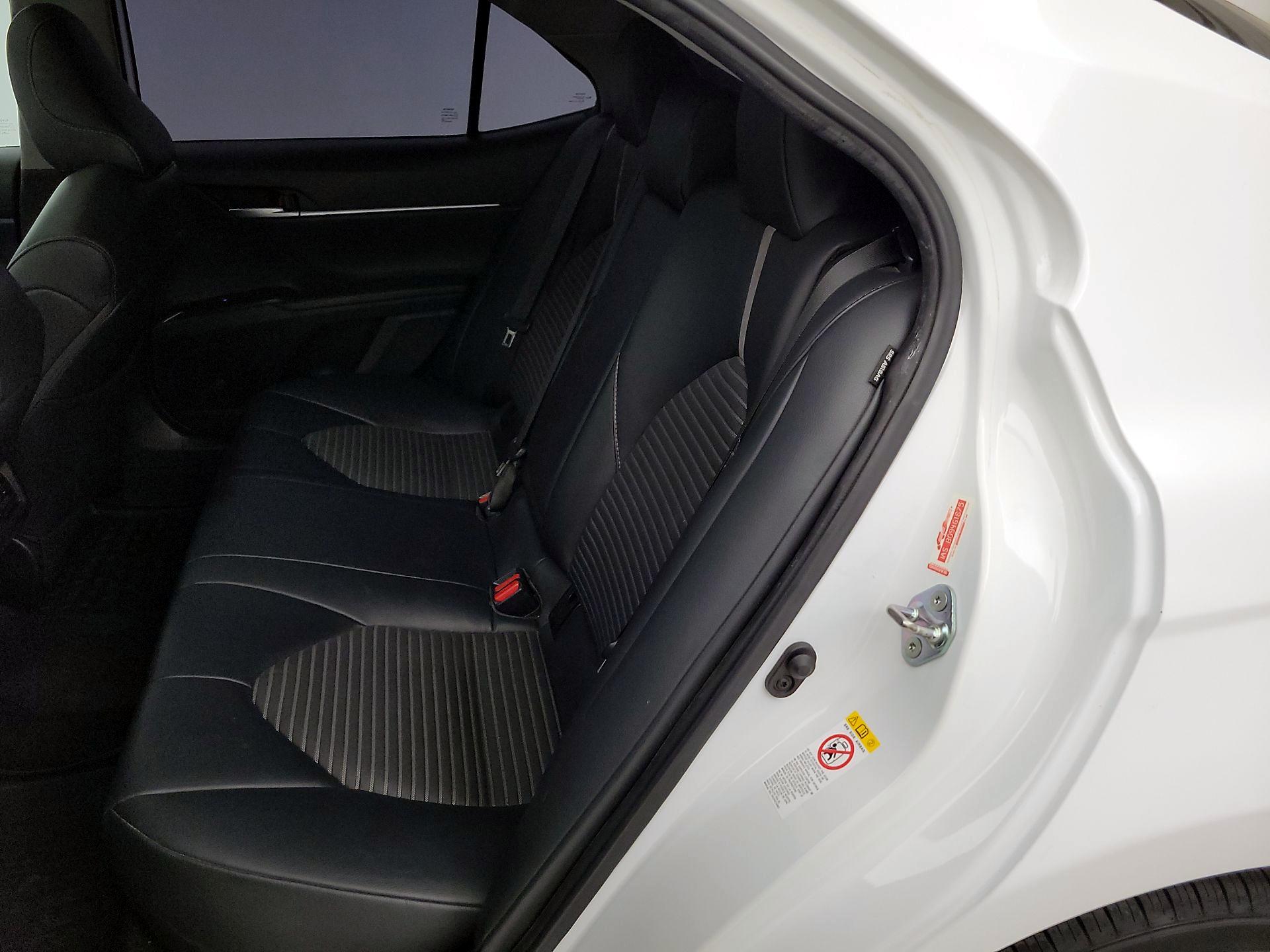 Thumbnail: 2019 Toyota Camry - 20