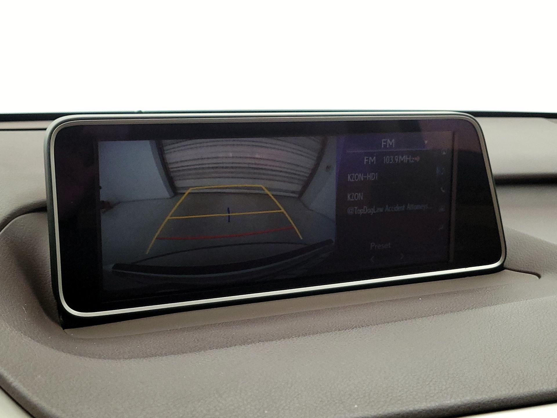 Thumbnail: 2016 Lexus RX - 15