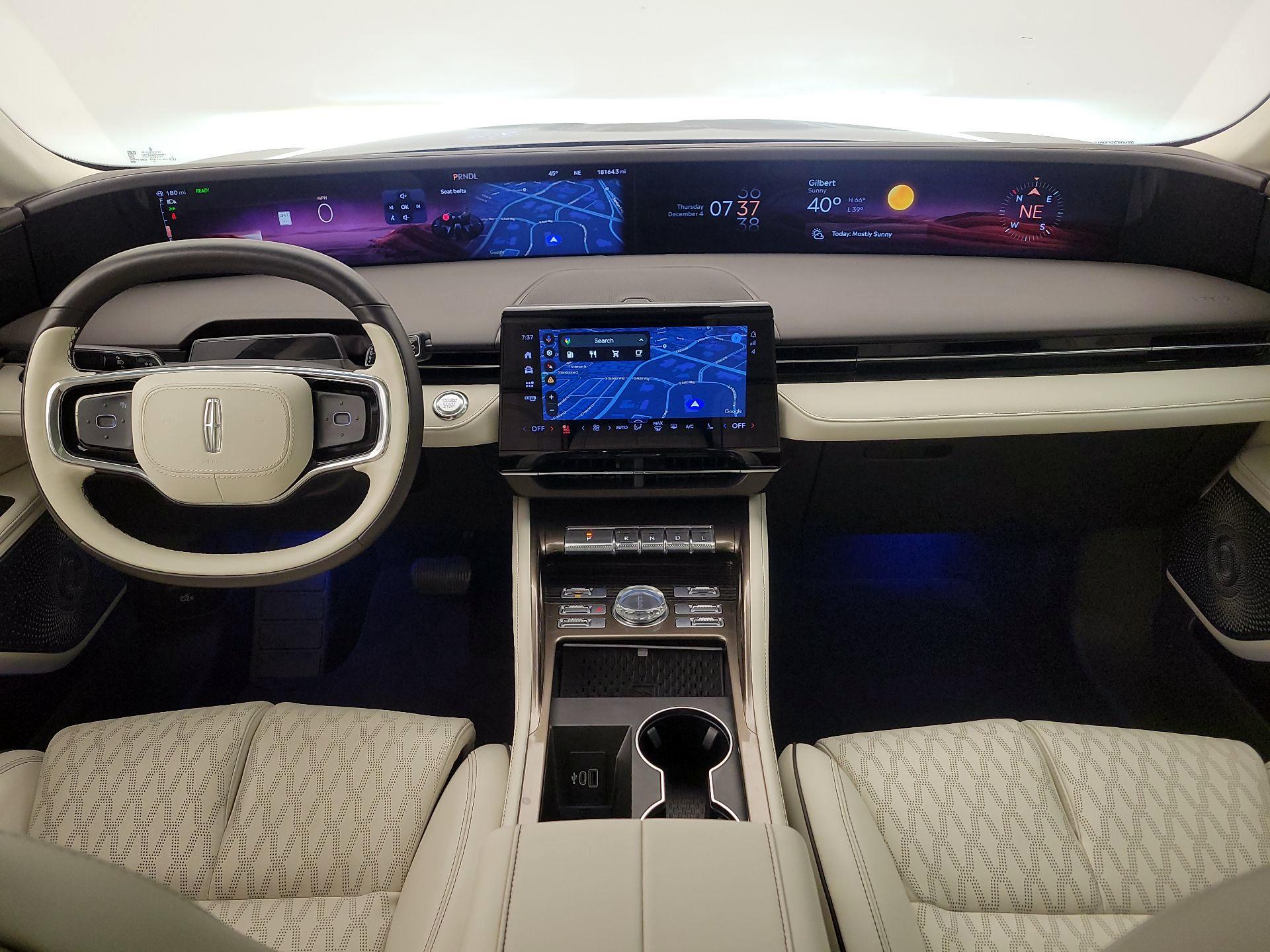 Thumbnail: 2024 Lincoln Nautilus - 9