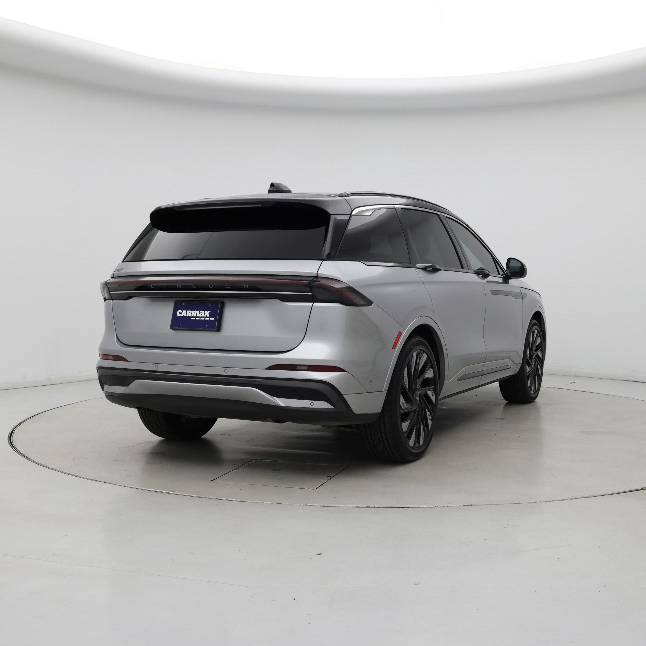 Thumbnail: 2024 Lincoln Nautilus - 8