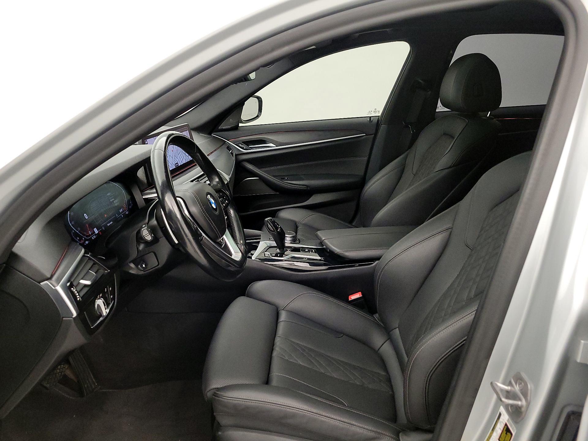 Thumbnail: 2021 BMW 5 Series - 11