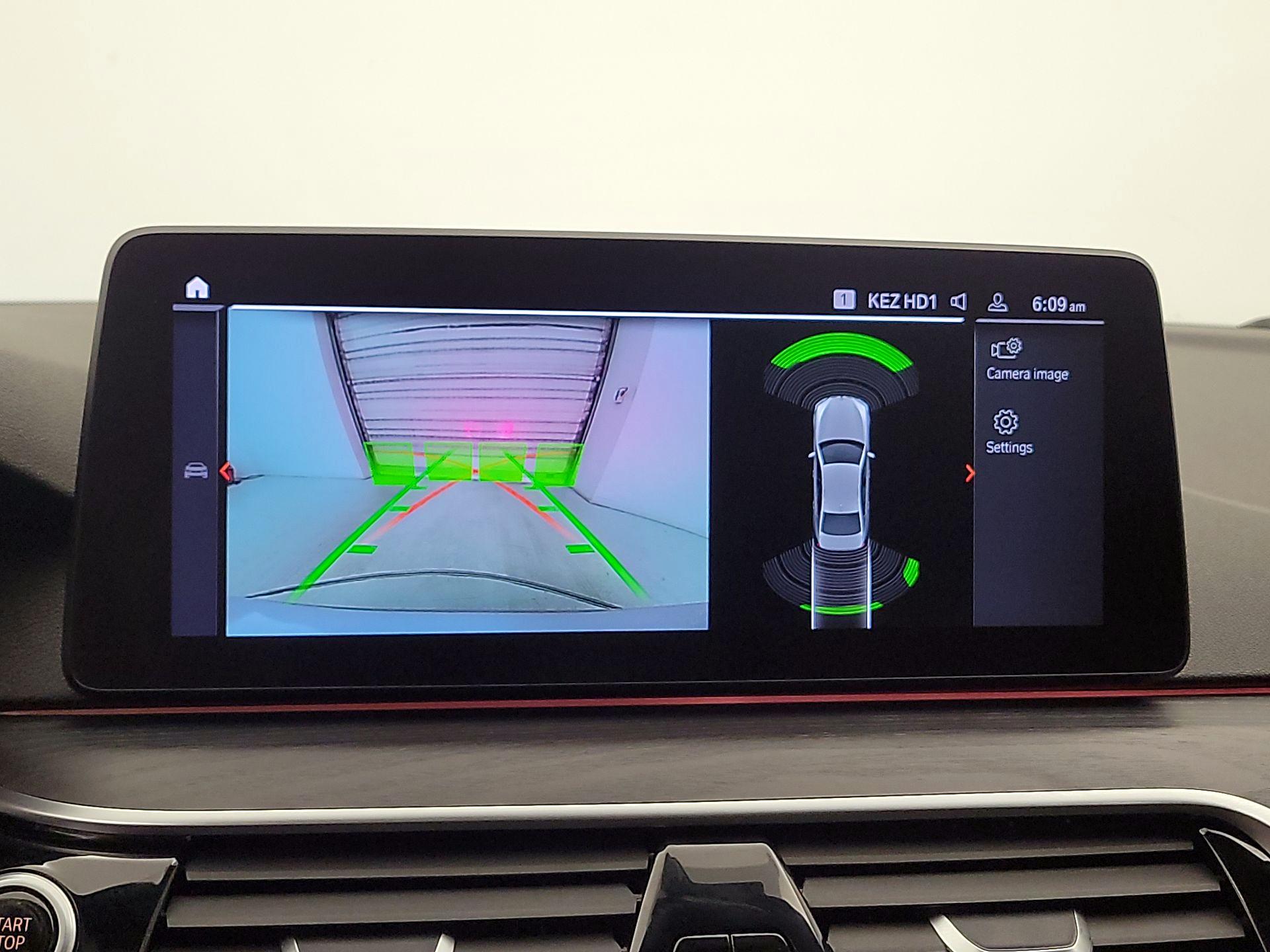 Thumbnail: 2021 BMW 5 Series - 15