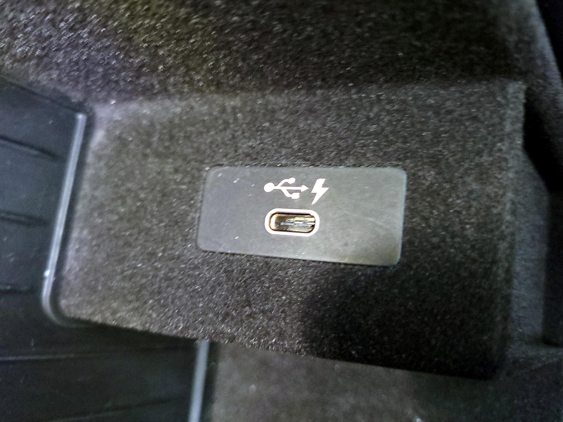 Thumbnail: 2021 BMW 5 Series - 19