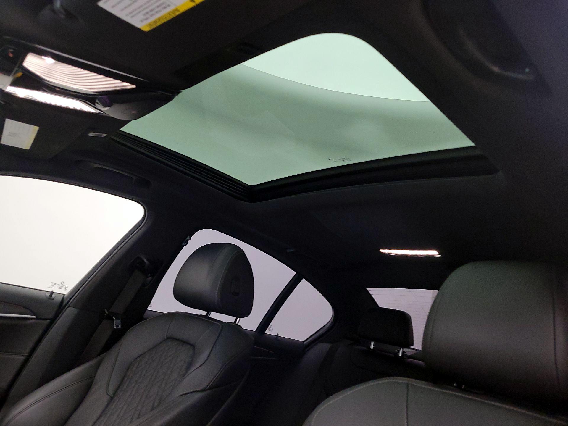 Thumbnail: 2021 BMW 5 Series - 20