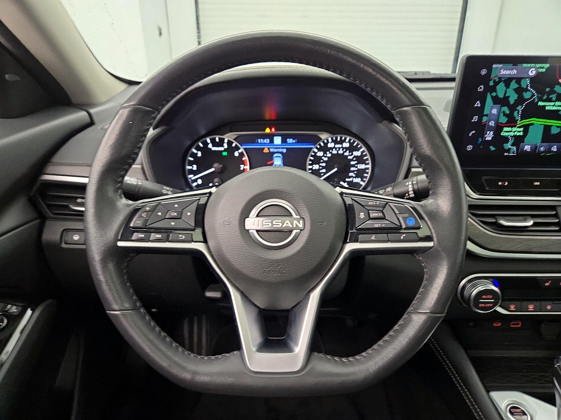 Thumbnail: 2023 Nissan Altima - 10