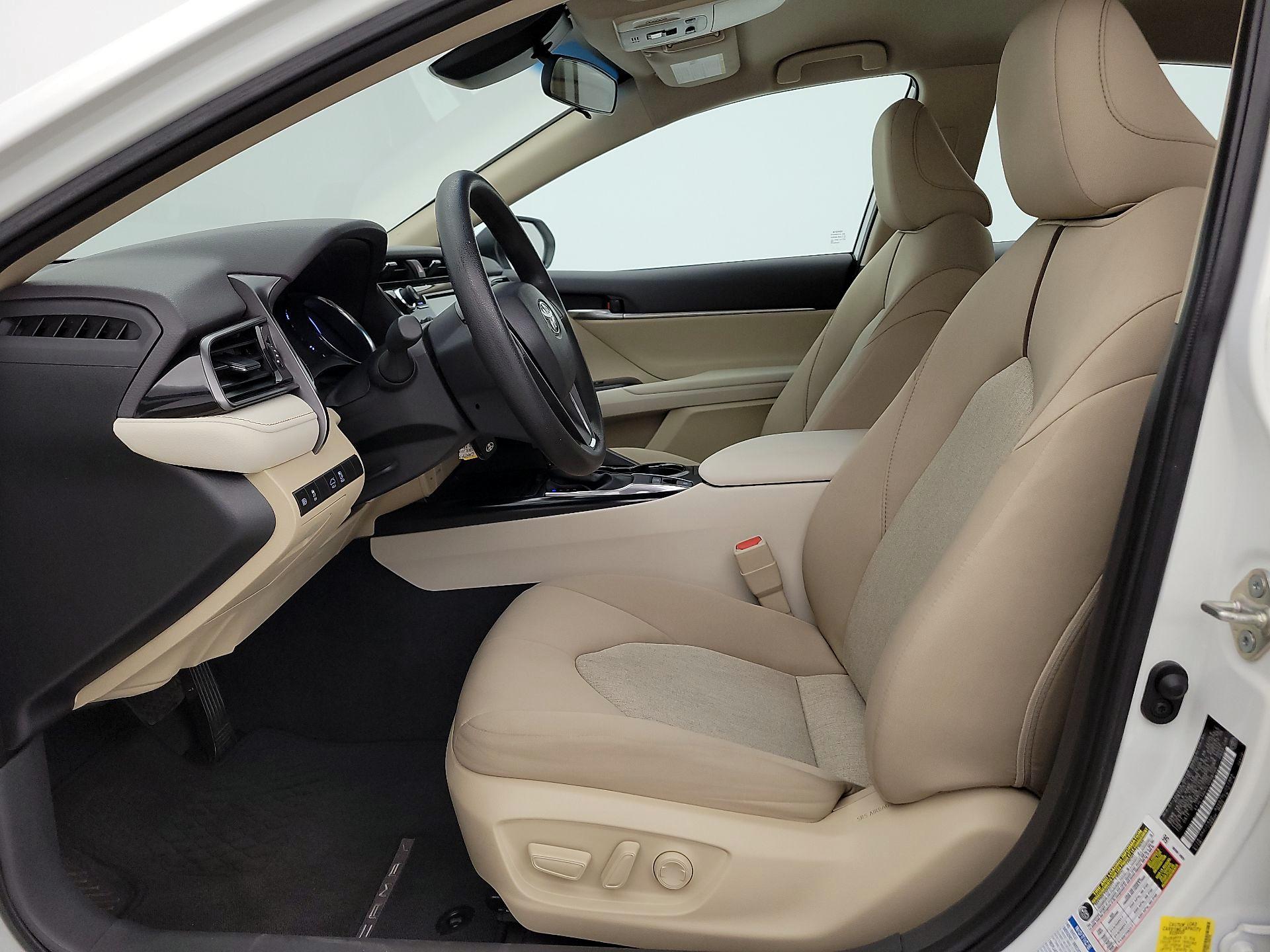 Thumbnail: 2020 Toyota Camry - 11