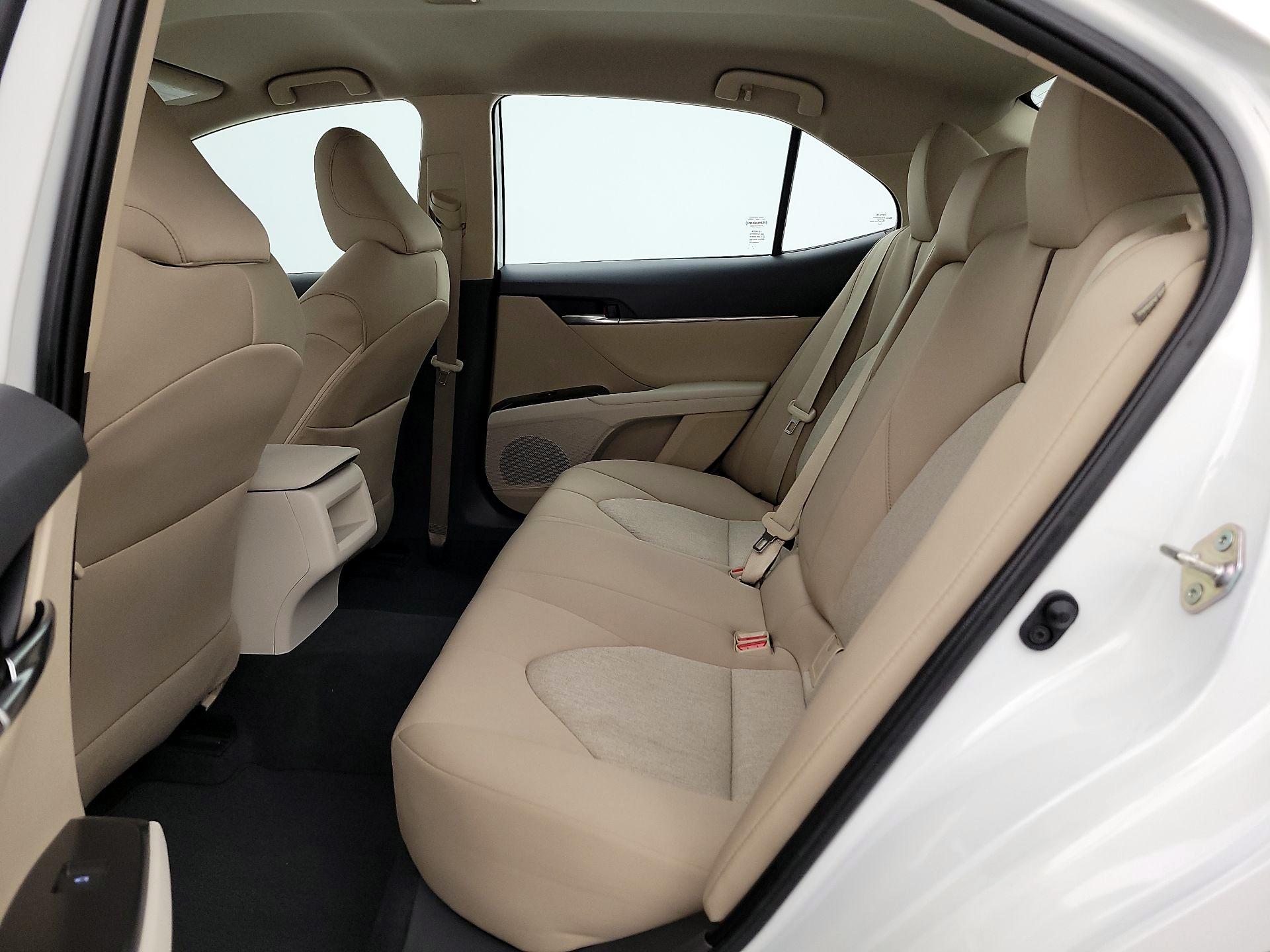 Thumbnail: 2020 Toyota Camry - 19