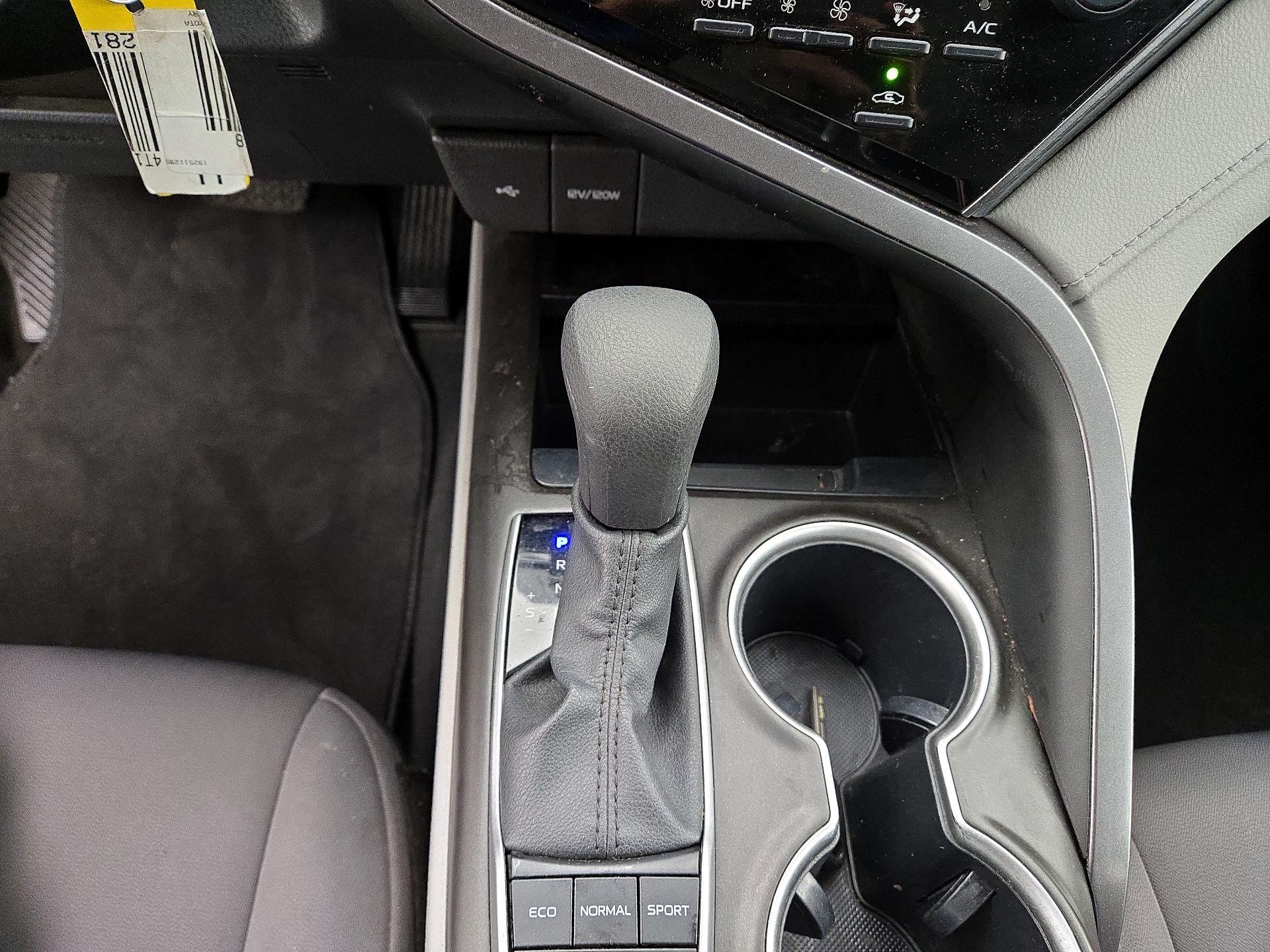 Thumbnail: 2023 Toyota Camry - 17