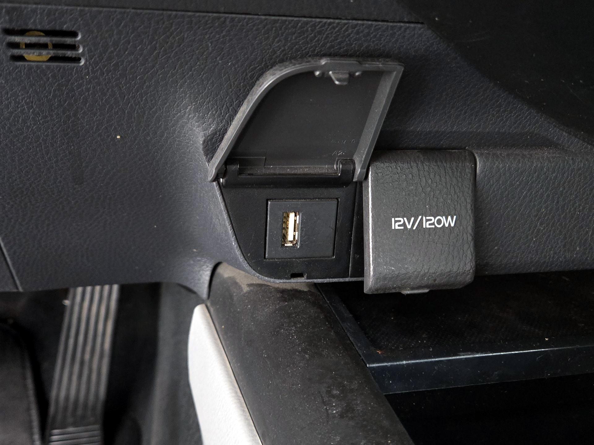 Thumbnail: 2023 Toyota Camry - 18