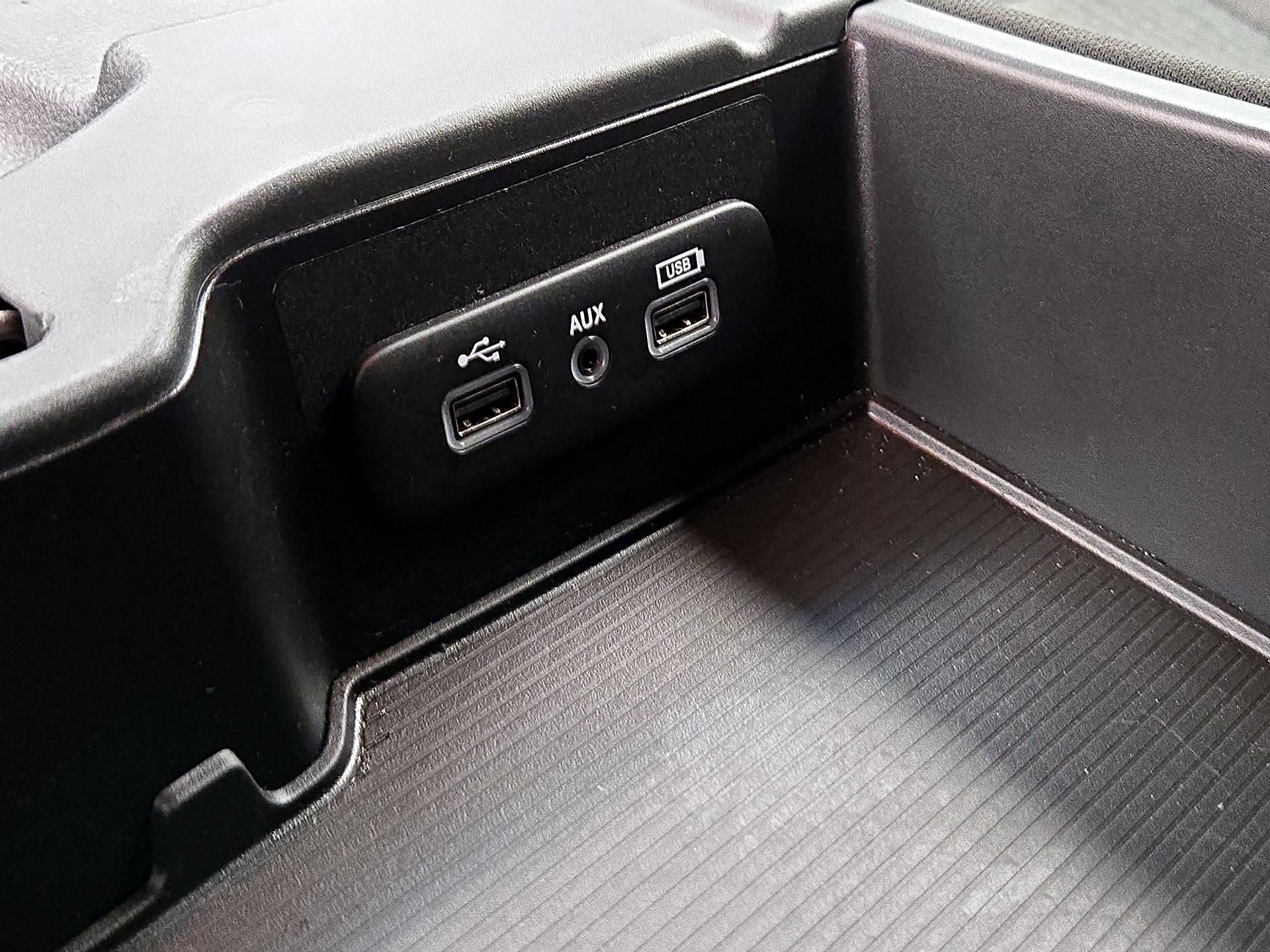 Thumbnail: 2024 RAM 1500 Classic - 18