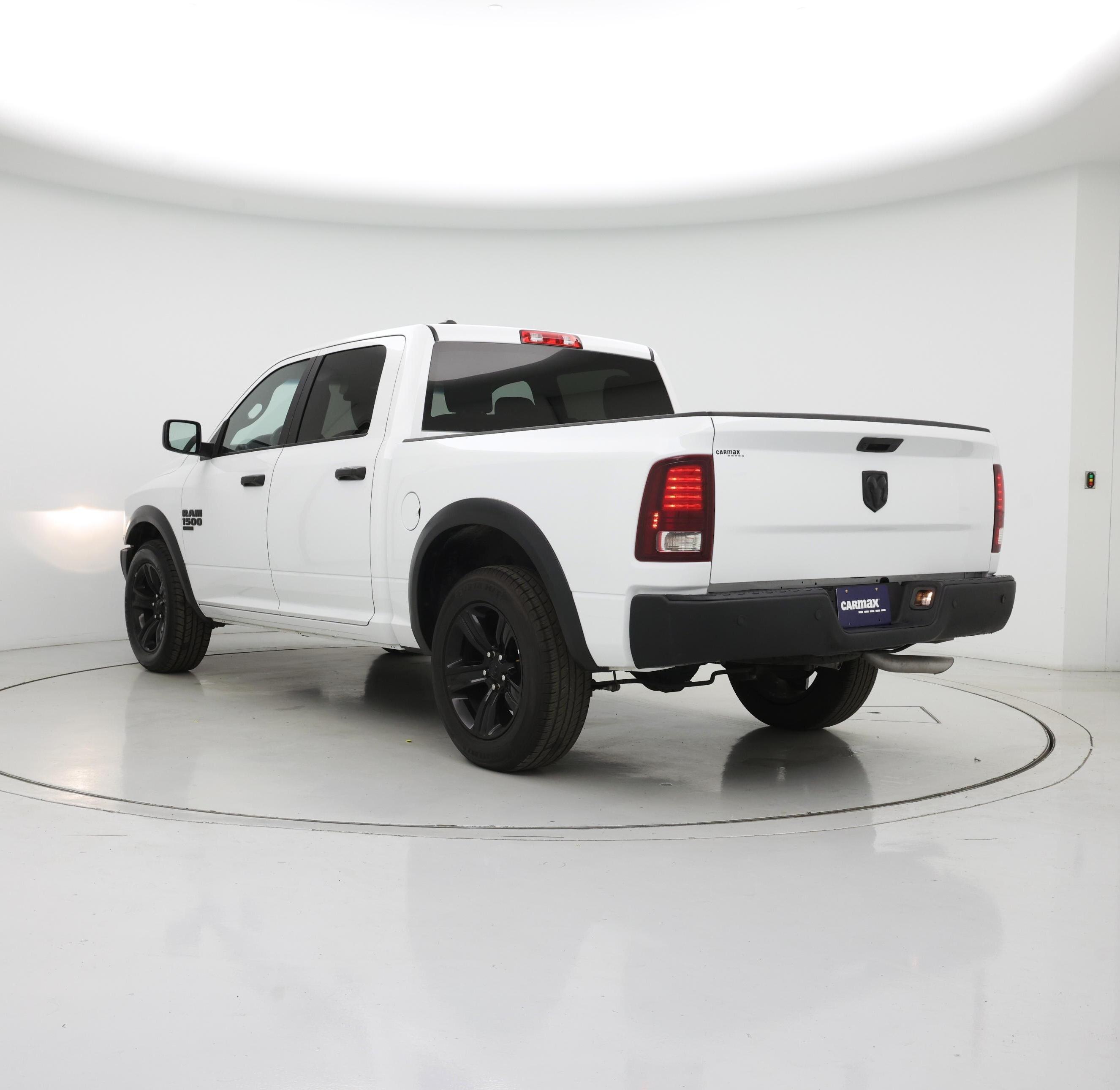 Thumbnail: 2024 RAM 1500 Classic - 2