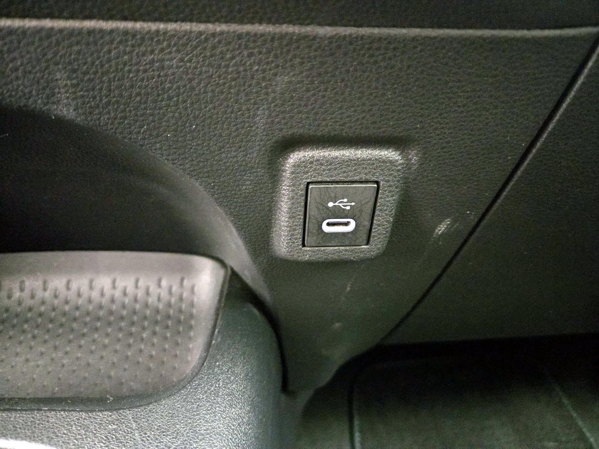 Thumbnail: 2024 Toyota Corolla - 18