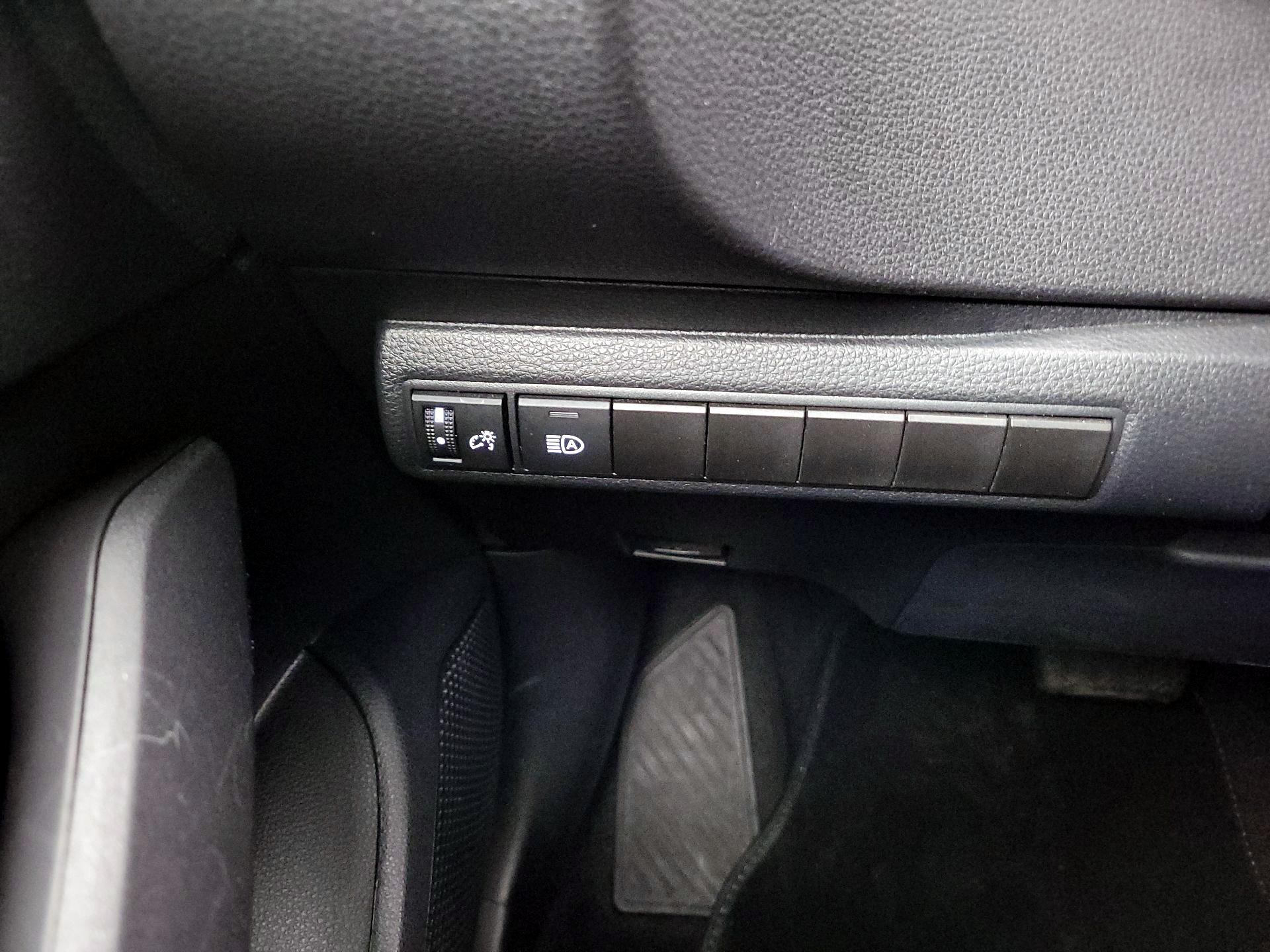 Thumbnail: 2024 Toyota Corolla - 13